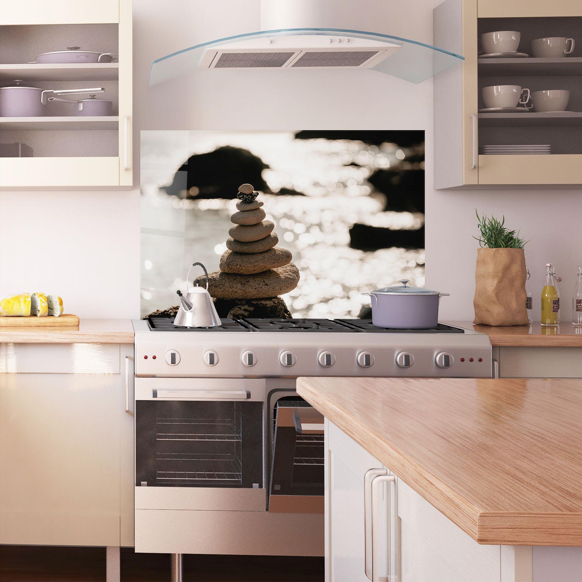 Panou Sticla Bucatarie Pyramid Stones mockup 1