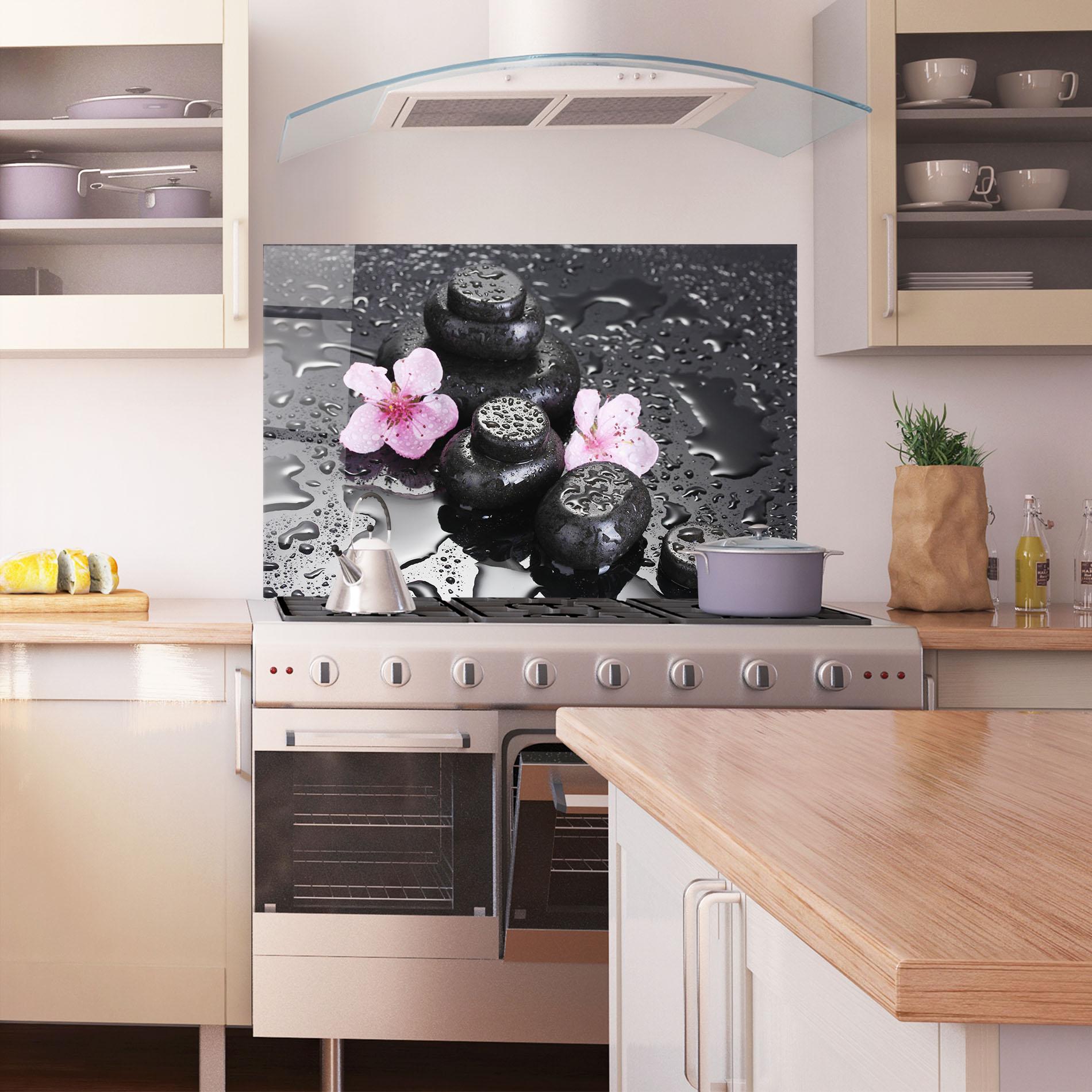 Panou Sticla Bucatarie Sakura Stones mockup 1