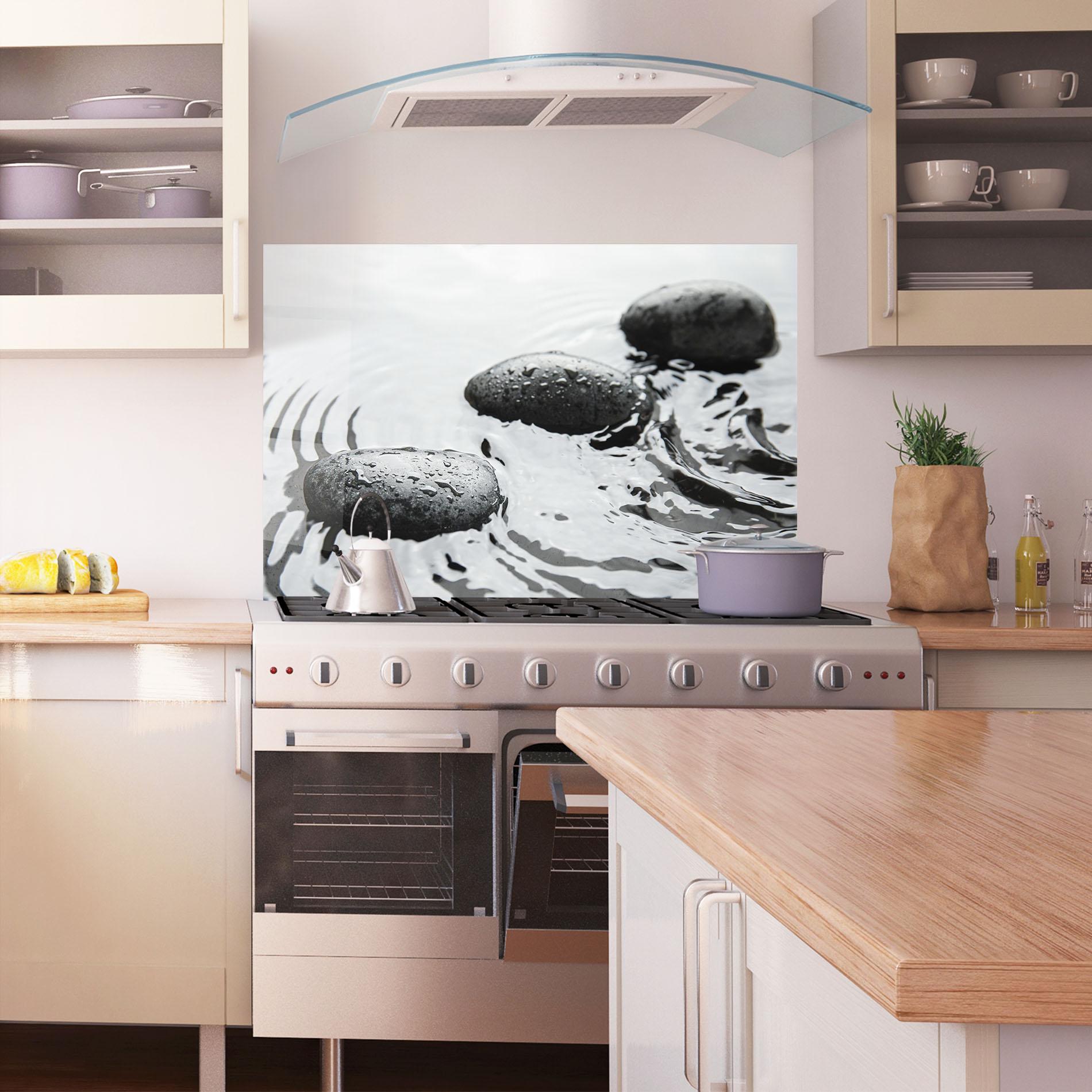 Panou Sticla Bucatarie Spa Stones Water mockup 1