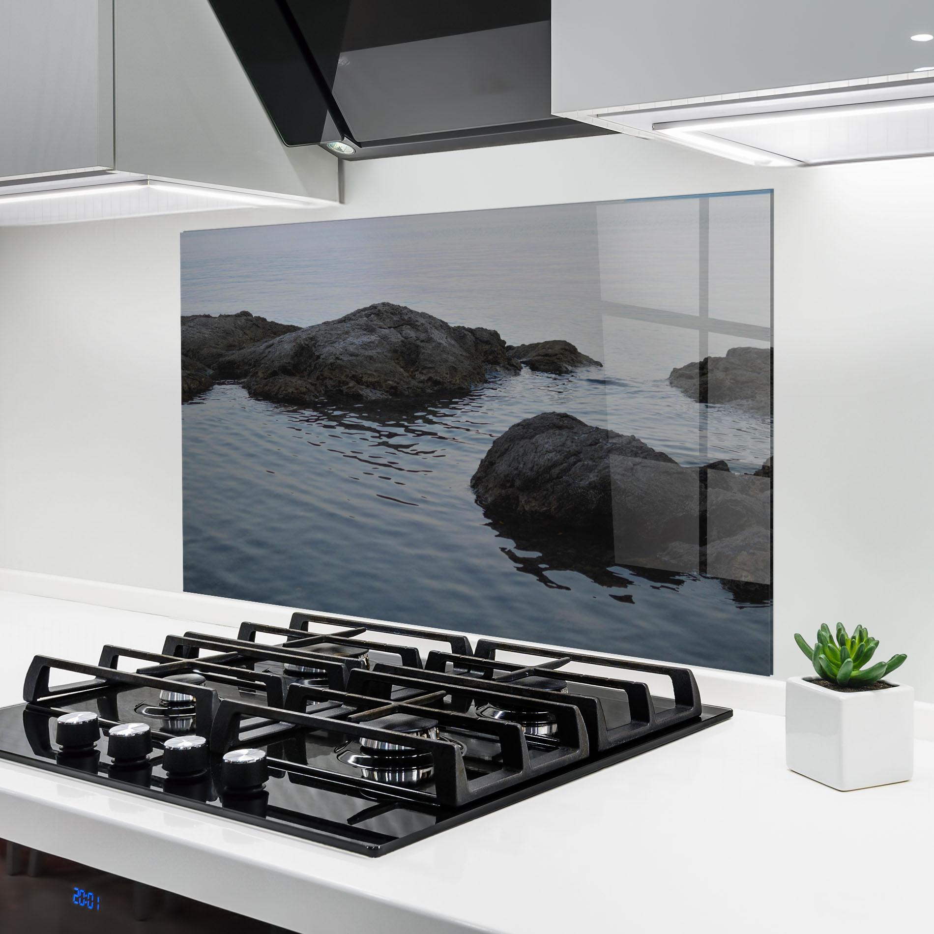 Panou Sticla Bucatarie Calm Water Stones mockup 6