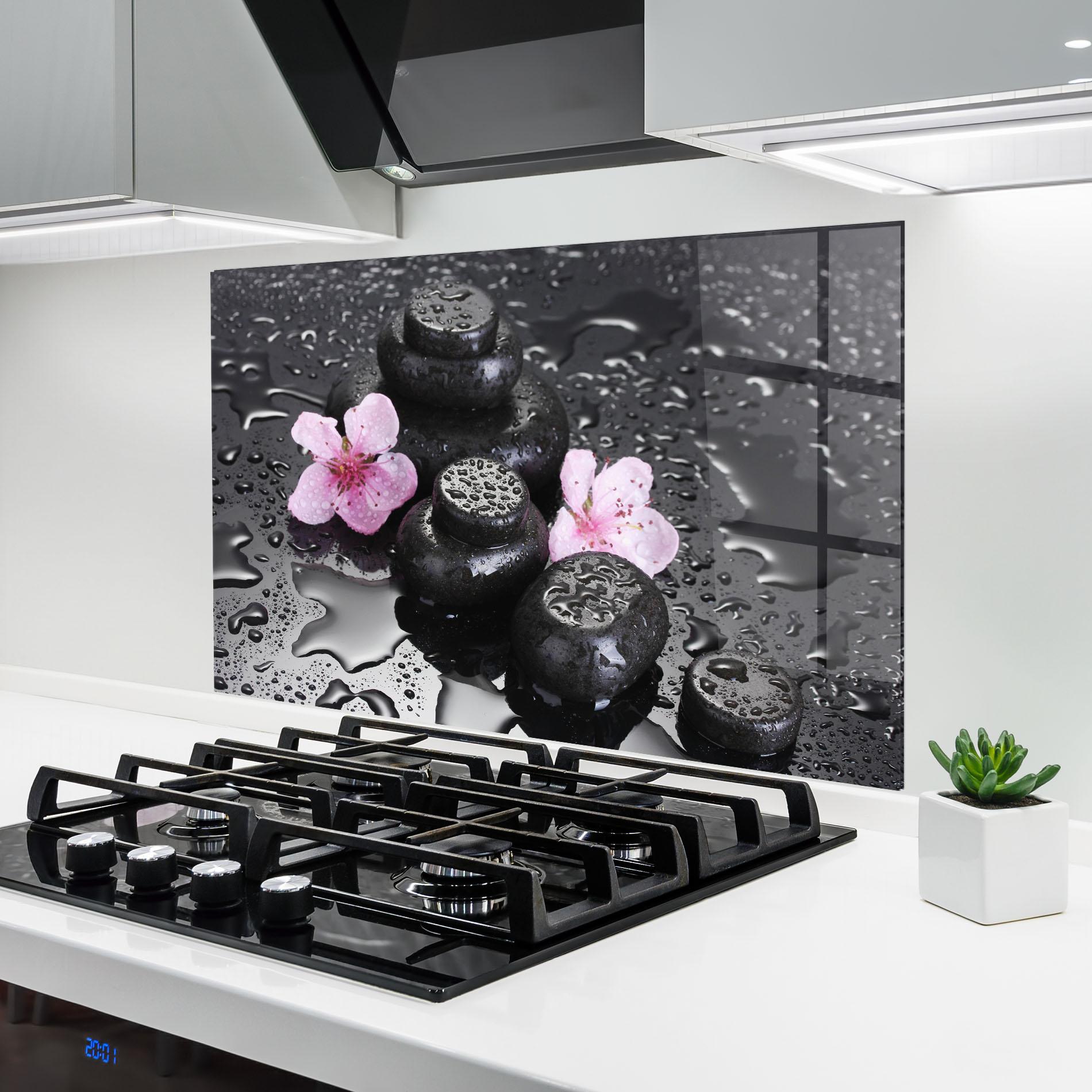 Panou Sticla Bucatarie Sakura Stones mockup 6