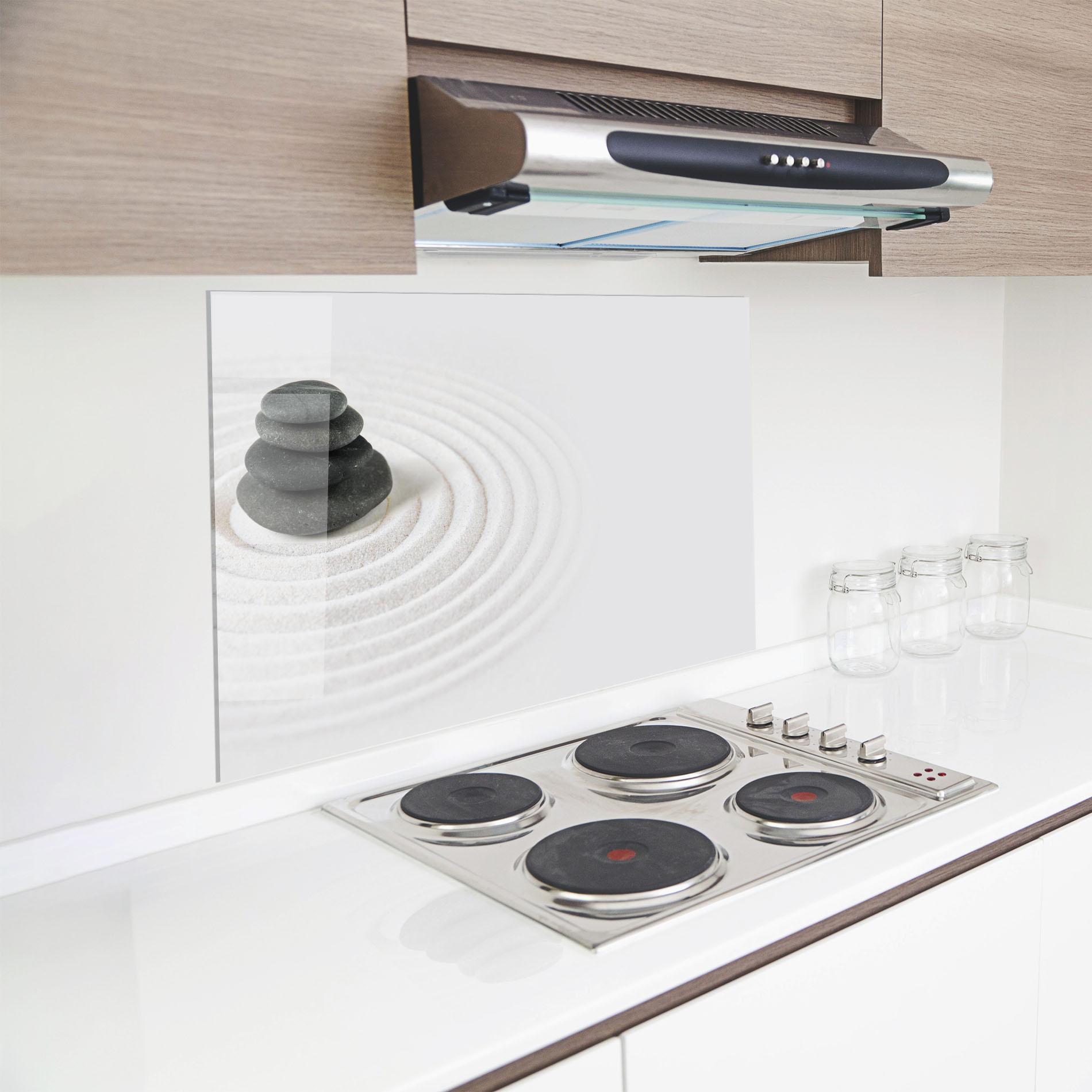 Panou Sticla Bucatarie Black Stones Sand mockup 8