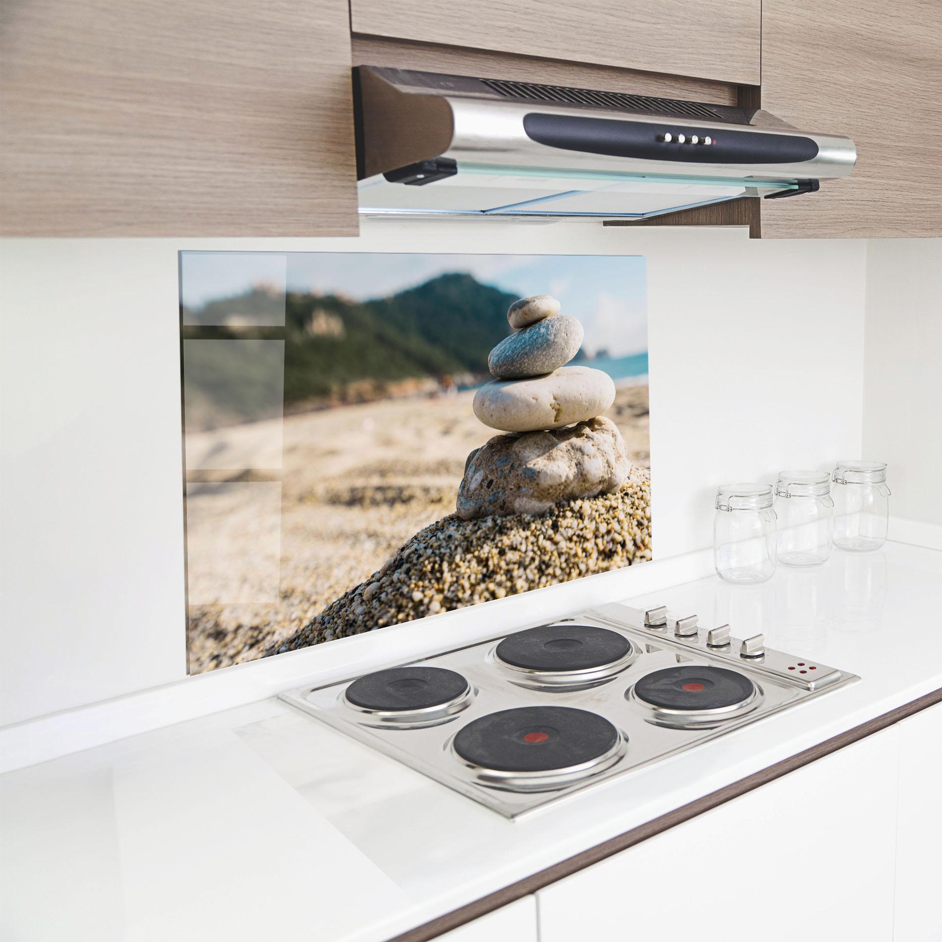 Panou Sticla Bucatarie Pyramid Stones Beach mockup 8