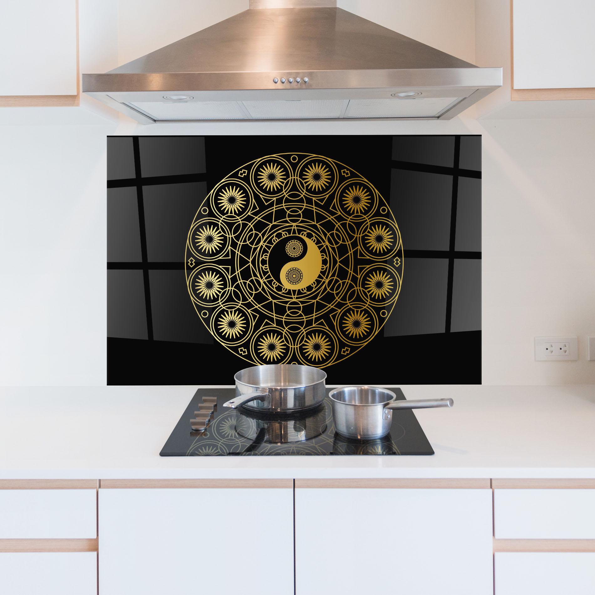 Panou Sticla Bucatarie Gold Meditation Mandala mockup 5