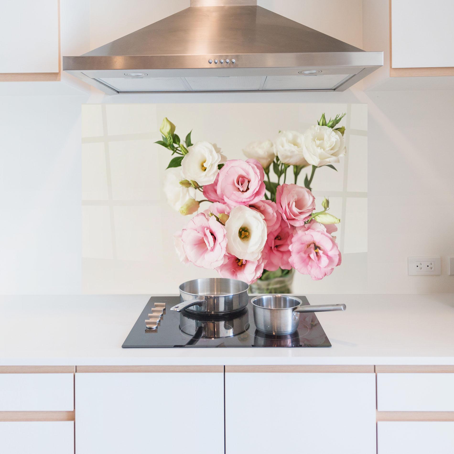 Panou Sticla Bucatarie Cute Pink Flowers mockup 5