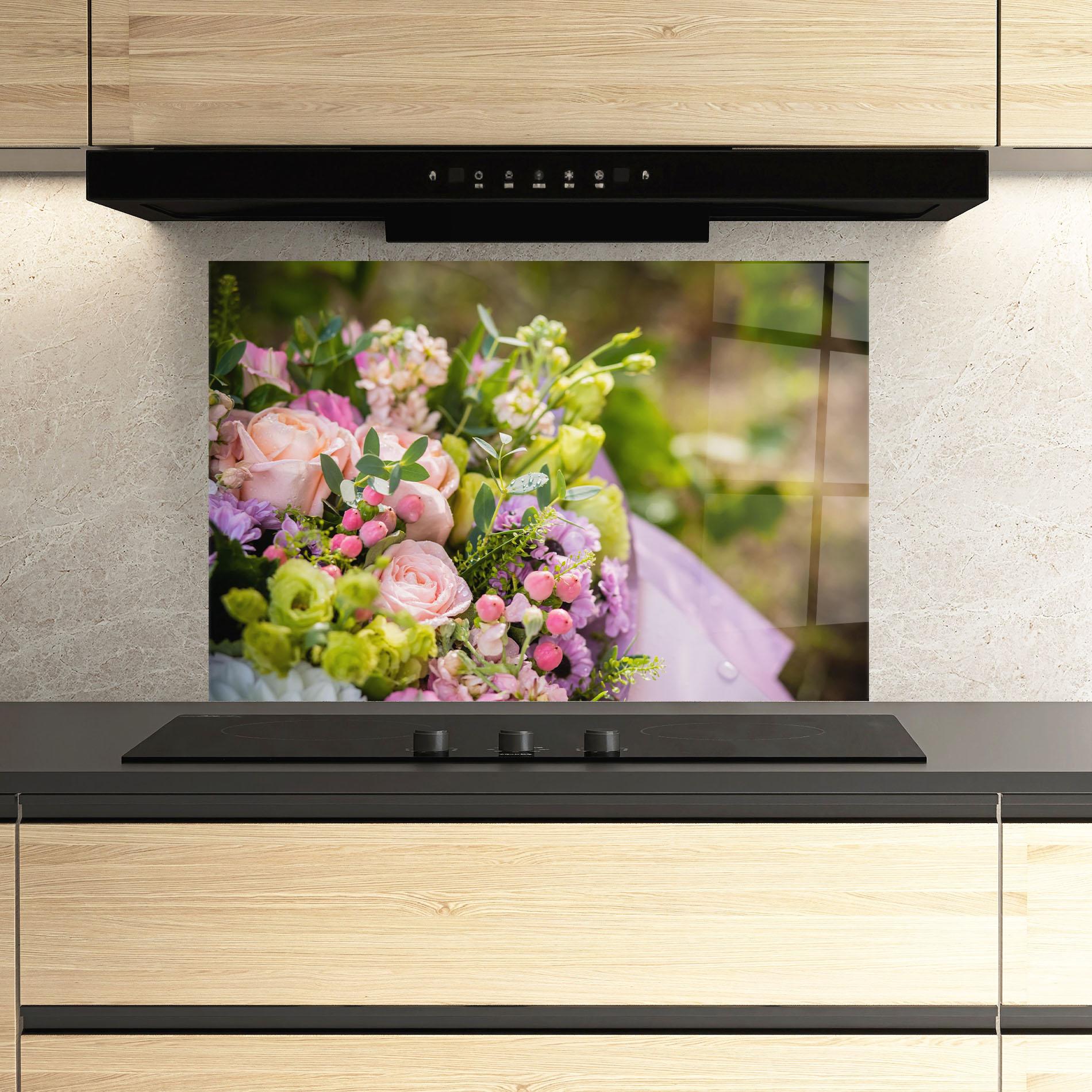 Panou Sticla Bucatarie Green Pink Bouquet mockup 3