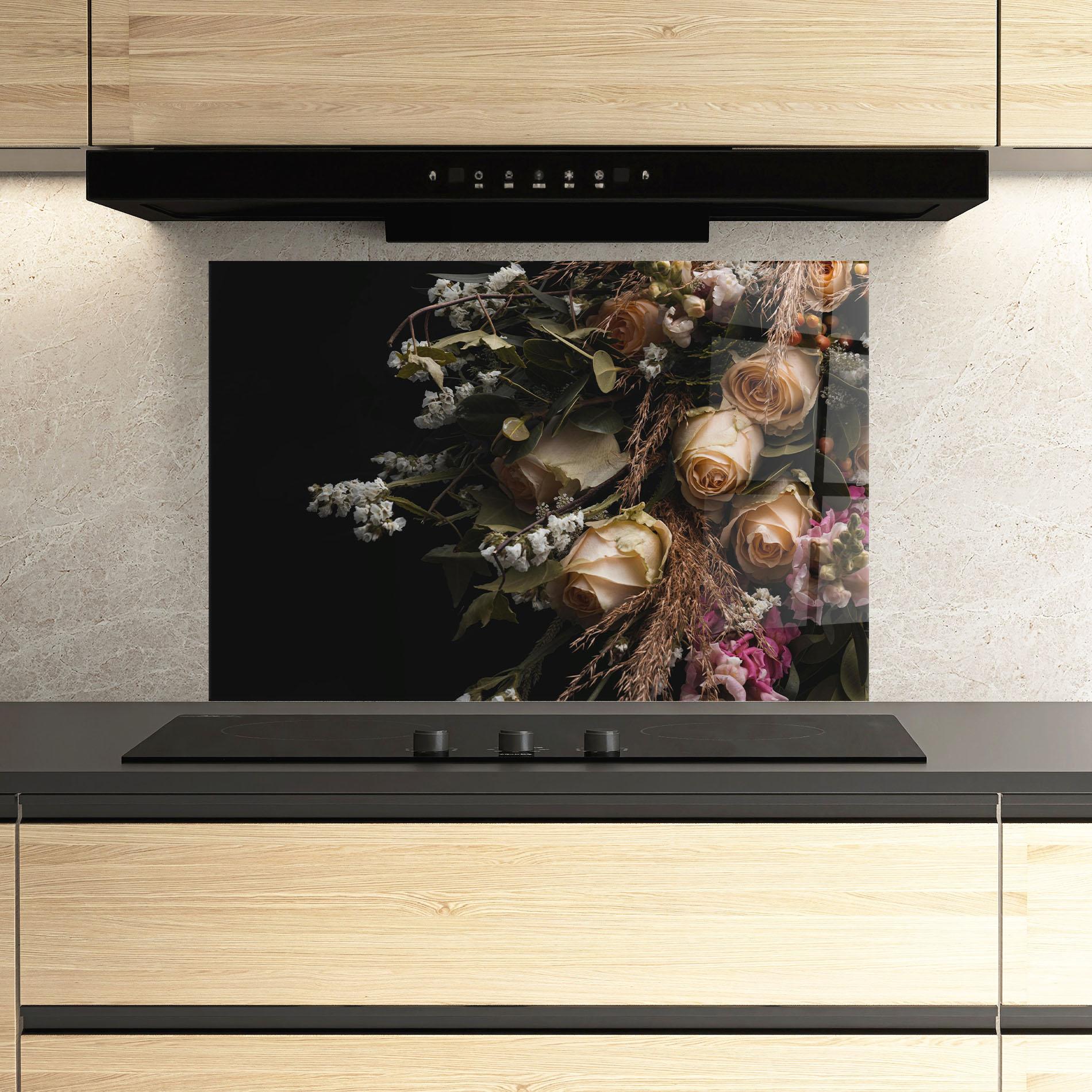 Panou Sticla Bucatarie Luxurious Cream Bouquet mockup 3