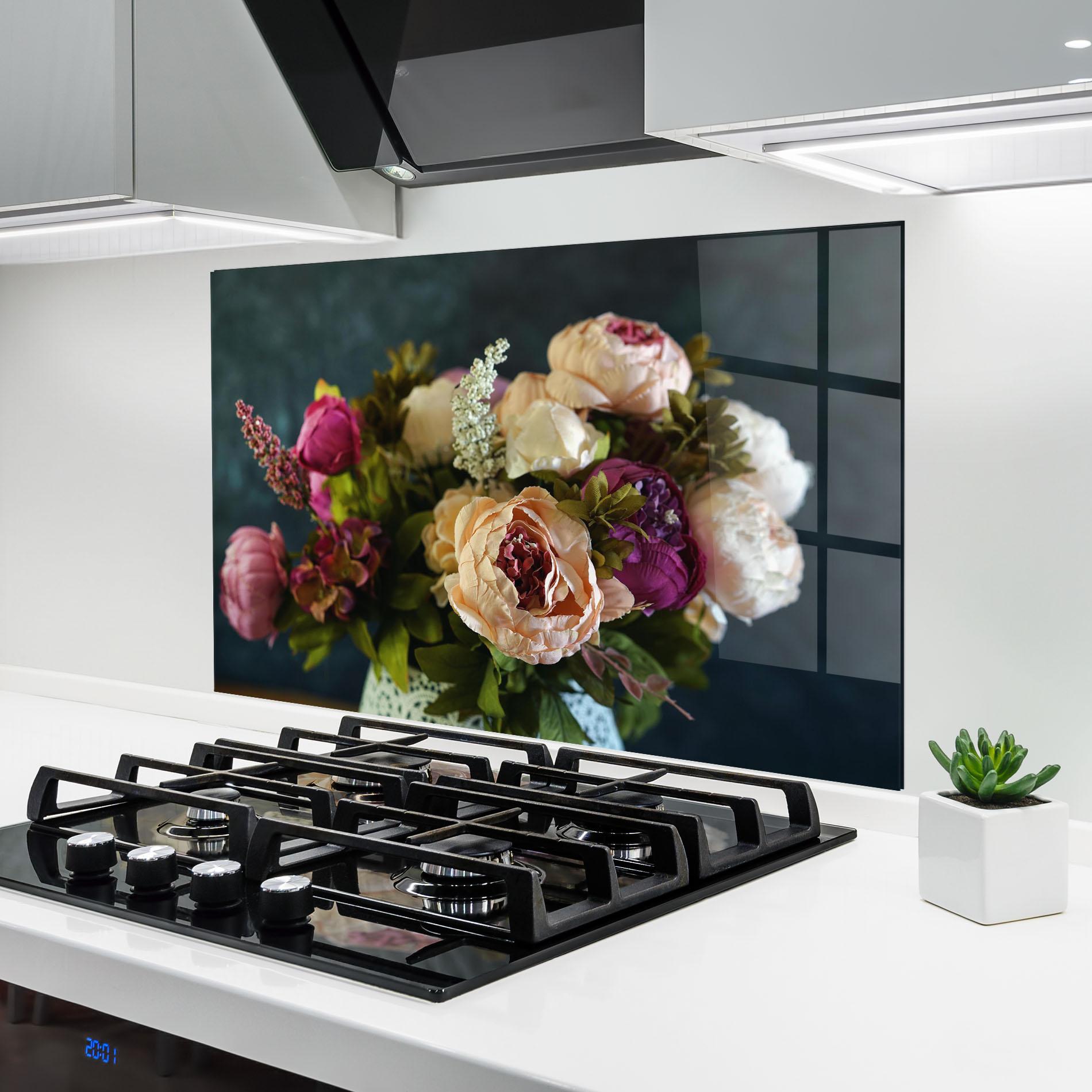 Panou Sticla Bucatarie Cream Roses Bouquet mockup 6