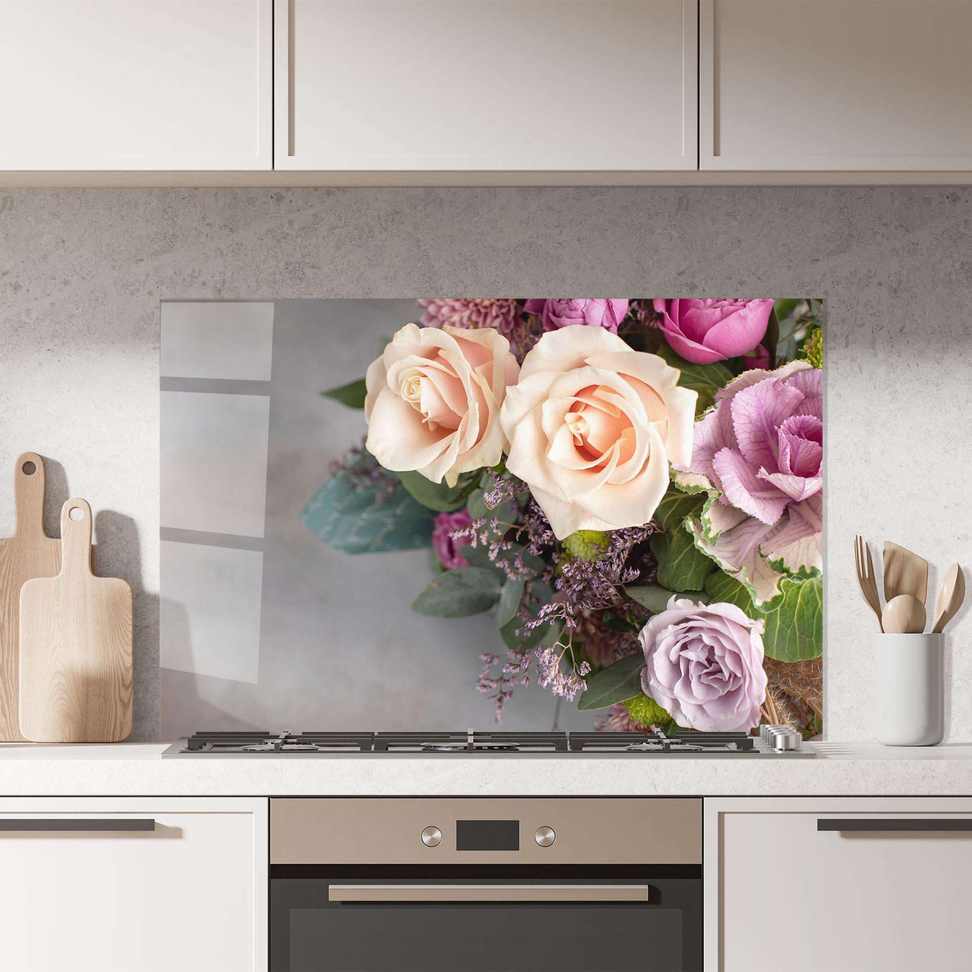 Panou Sticla Bucatarie Cream Purple Bouquet mockup 7
