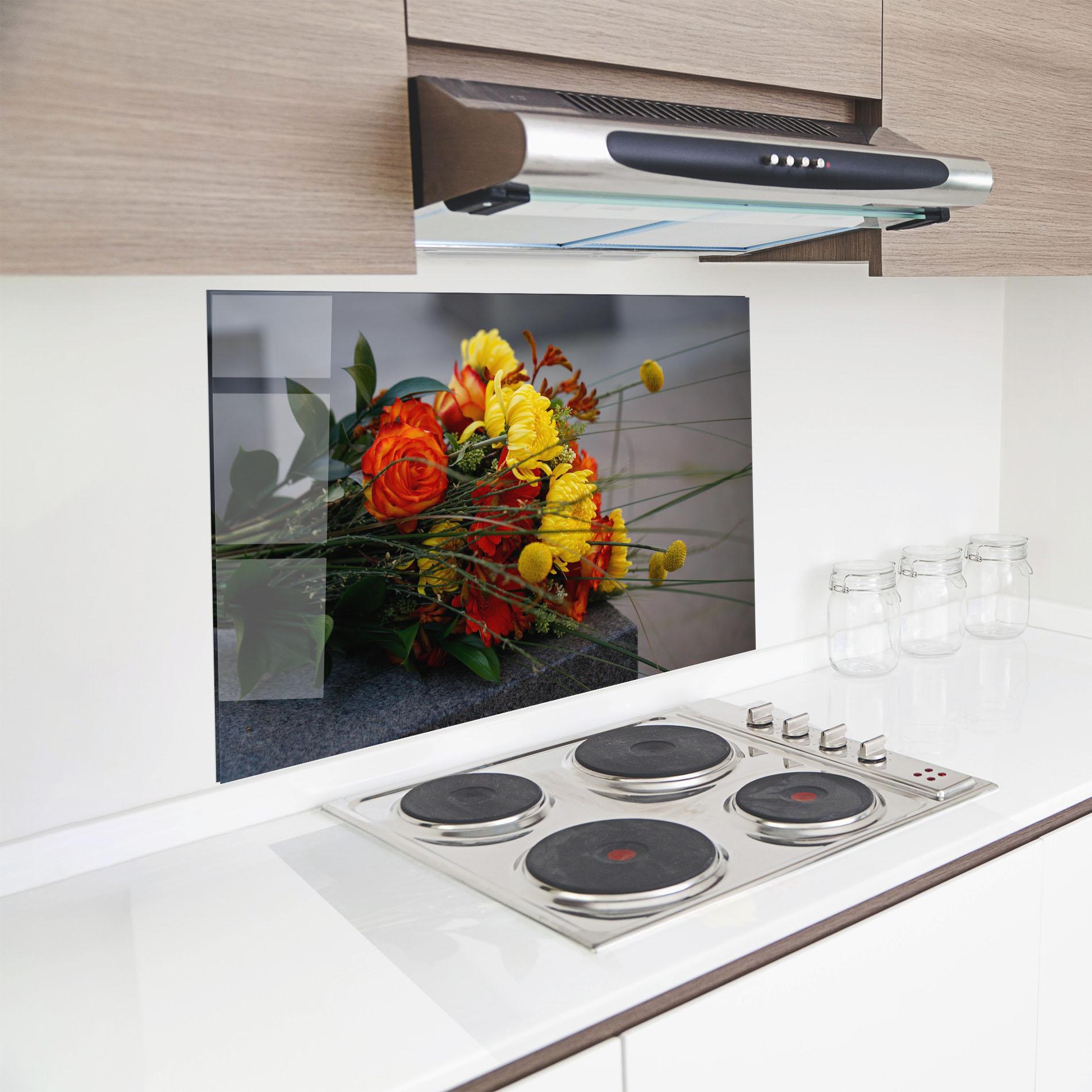 Panou Sticla Bucatarie Strong Yellow Bouquet mockup 8