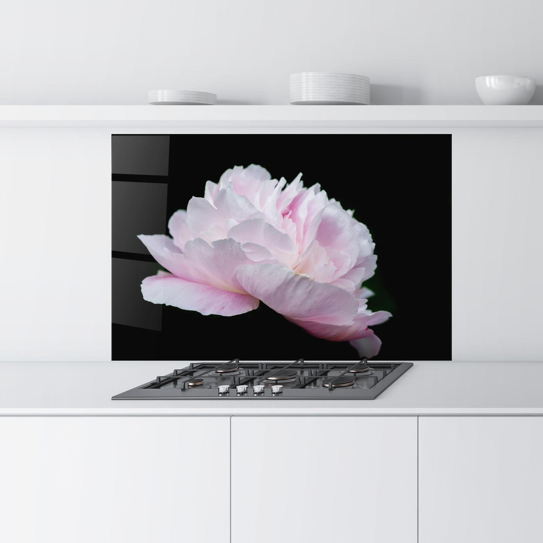 Panou Sticla Bucatarie Pastel Peony On Black mockup 9