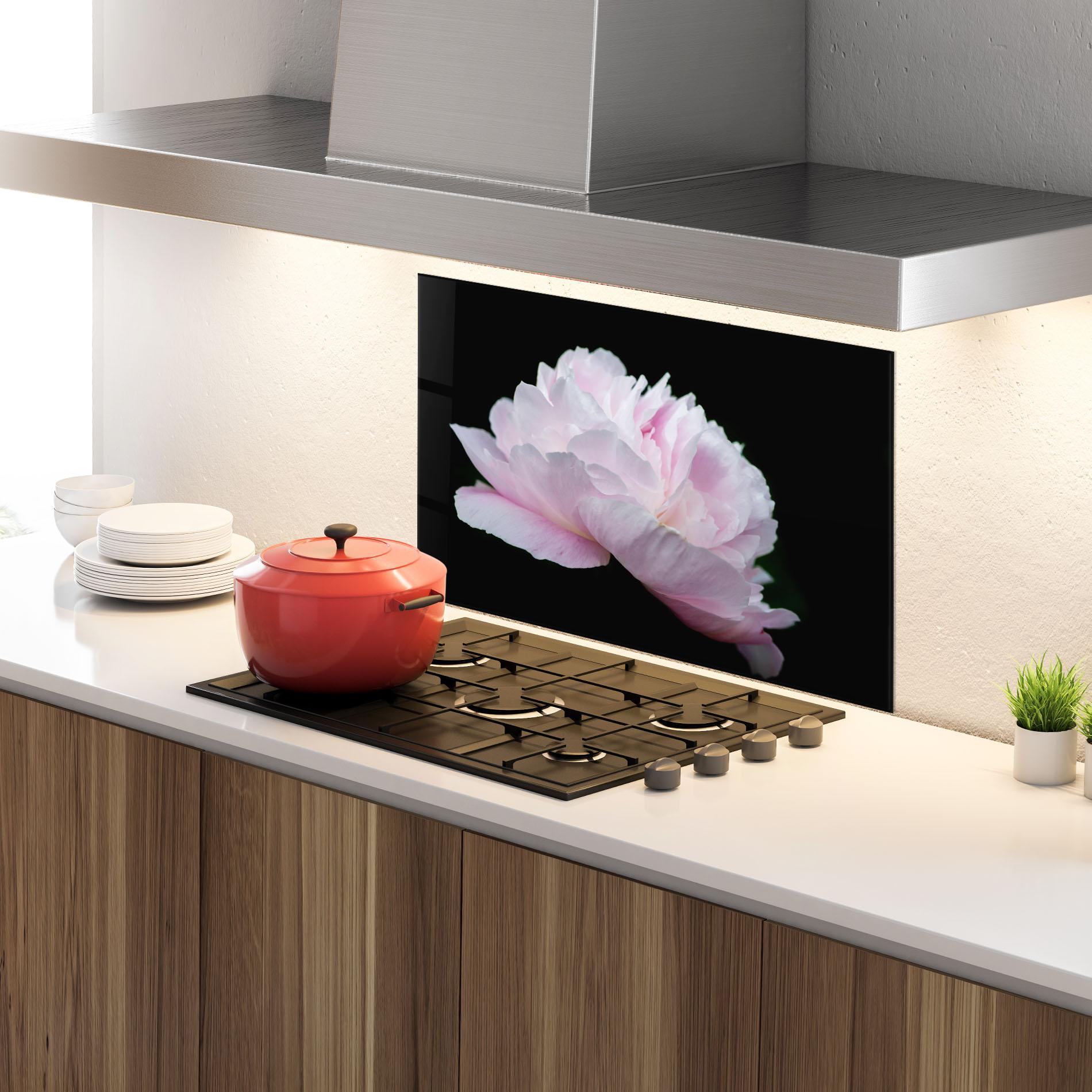 Panou Sticla Bucatarie Pastel Peony On Black mockup 4