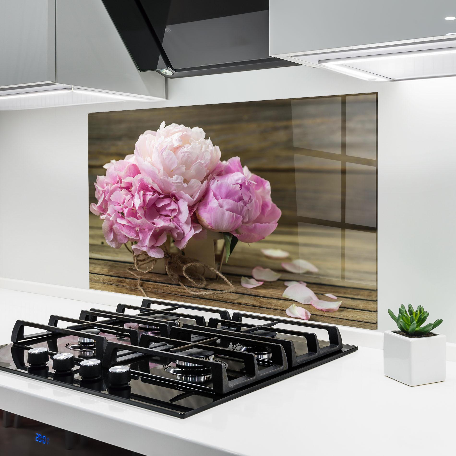 Panou Sticla Bucatarie Peony On Table mockup 6