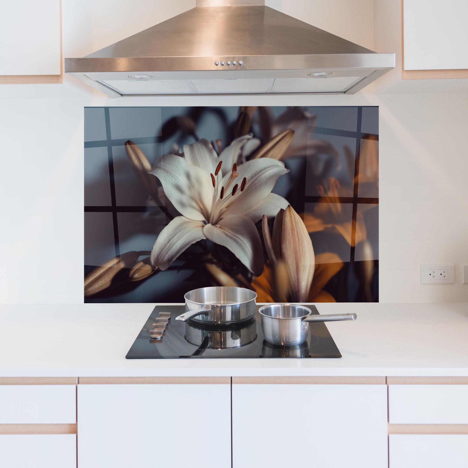 Panou Sticla Bucatarie Cream Lily mockup 5