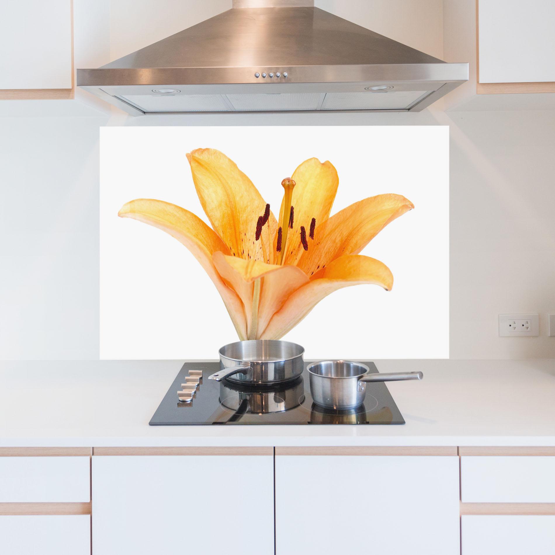 Panou Sticla Bucatarie Yellow With Orange Lily mockup 5