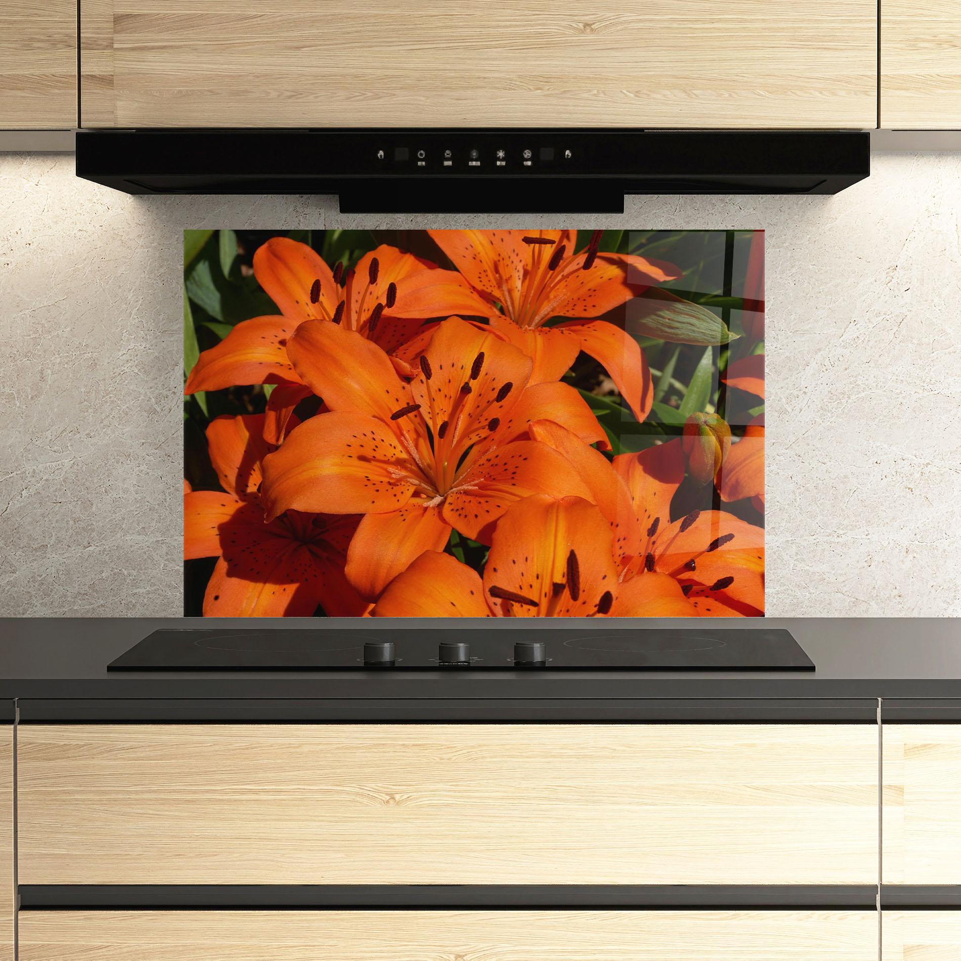 Panou Sticla Bucatarie Orange Lily In The Sun mockup 3