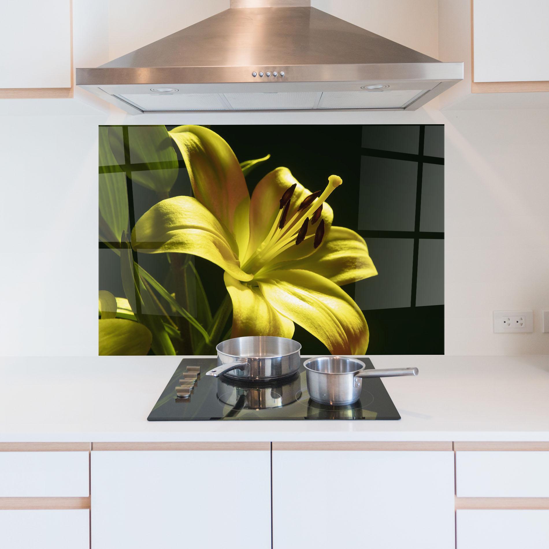 Panou Sticla Bucatarie Yellow Gold Exotic mockup 5