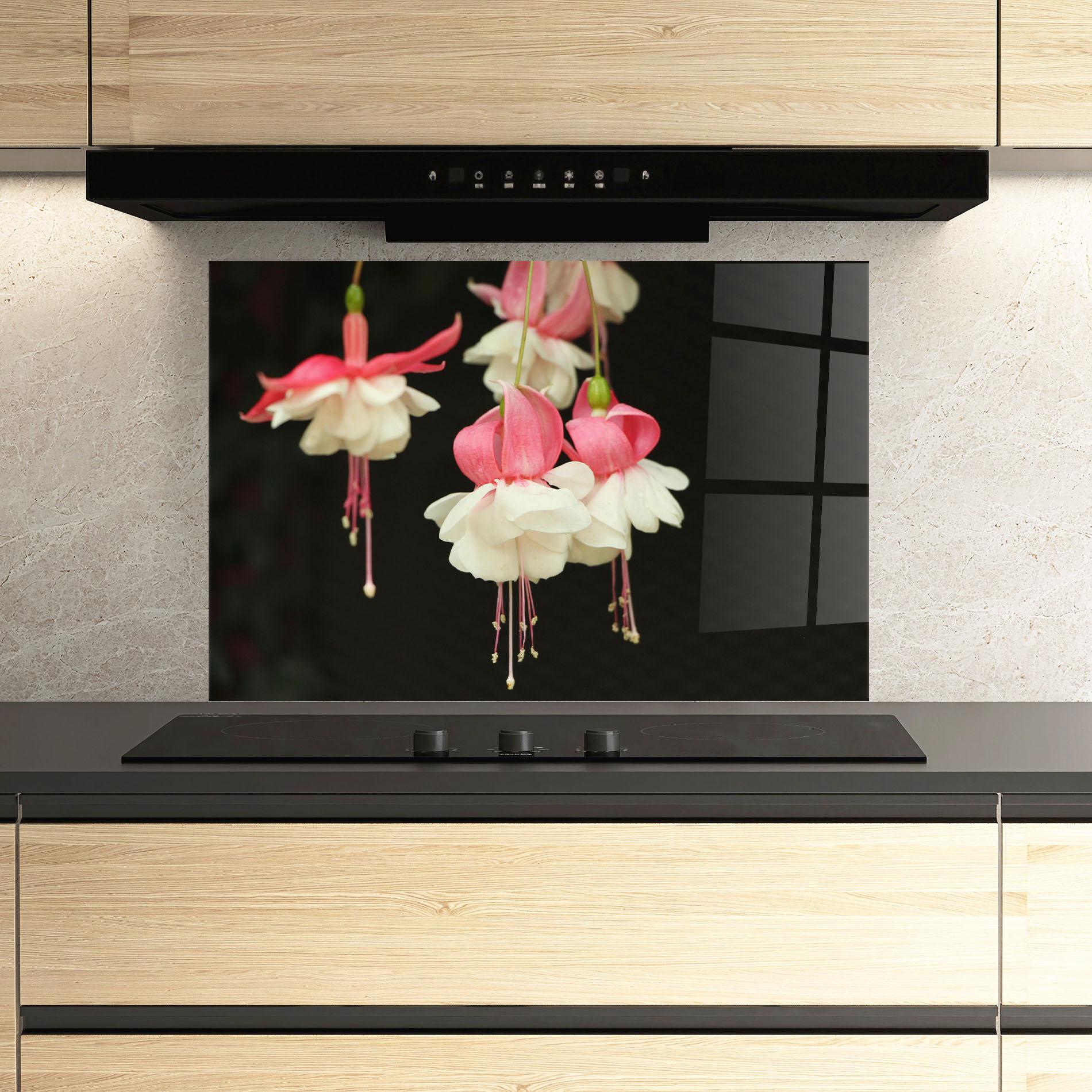 Panou Sticla Bucatarie Amazing Exotic Plant mockup 3