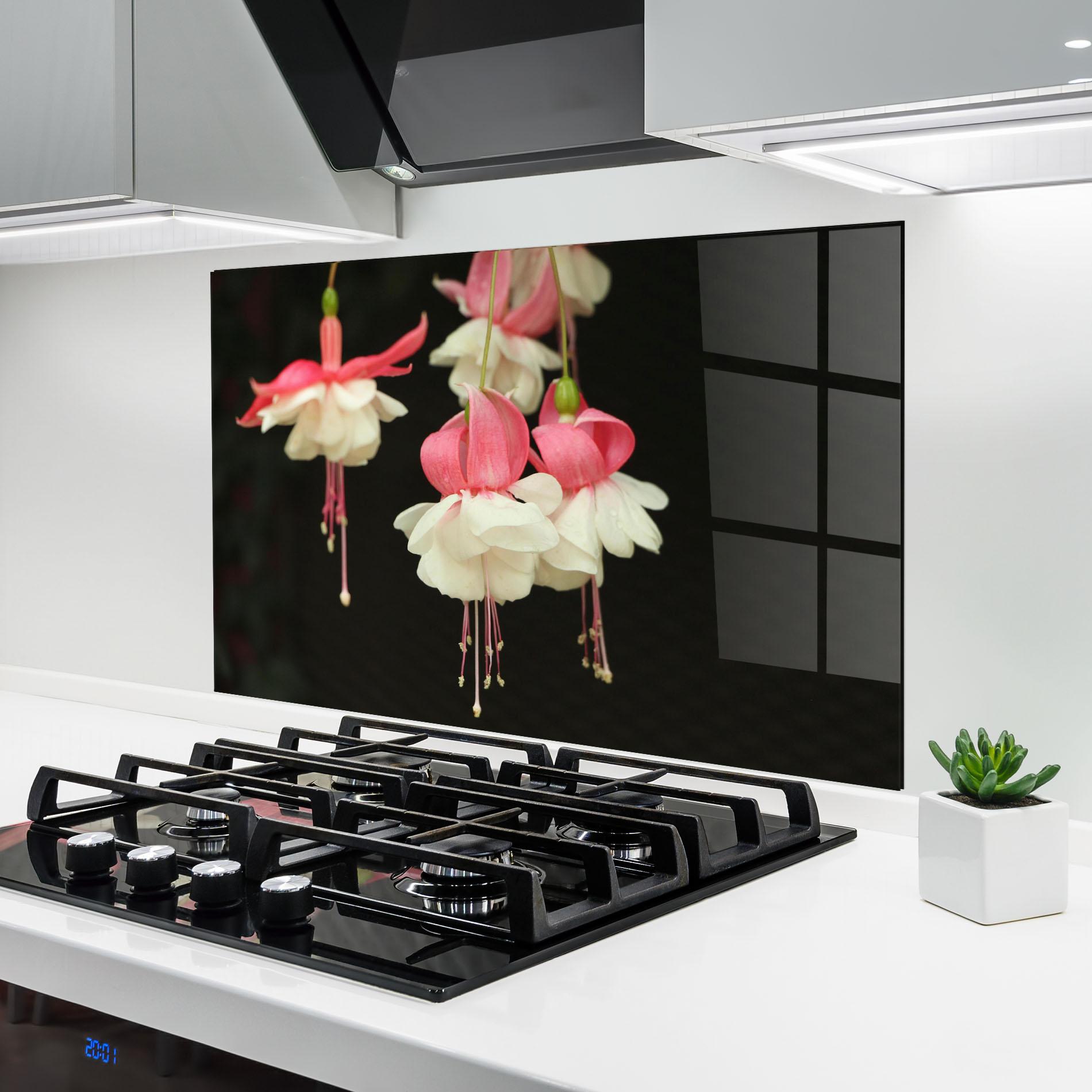 Panou Sticla Bucatarie Amazing Exotic Plant mockup 6