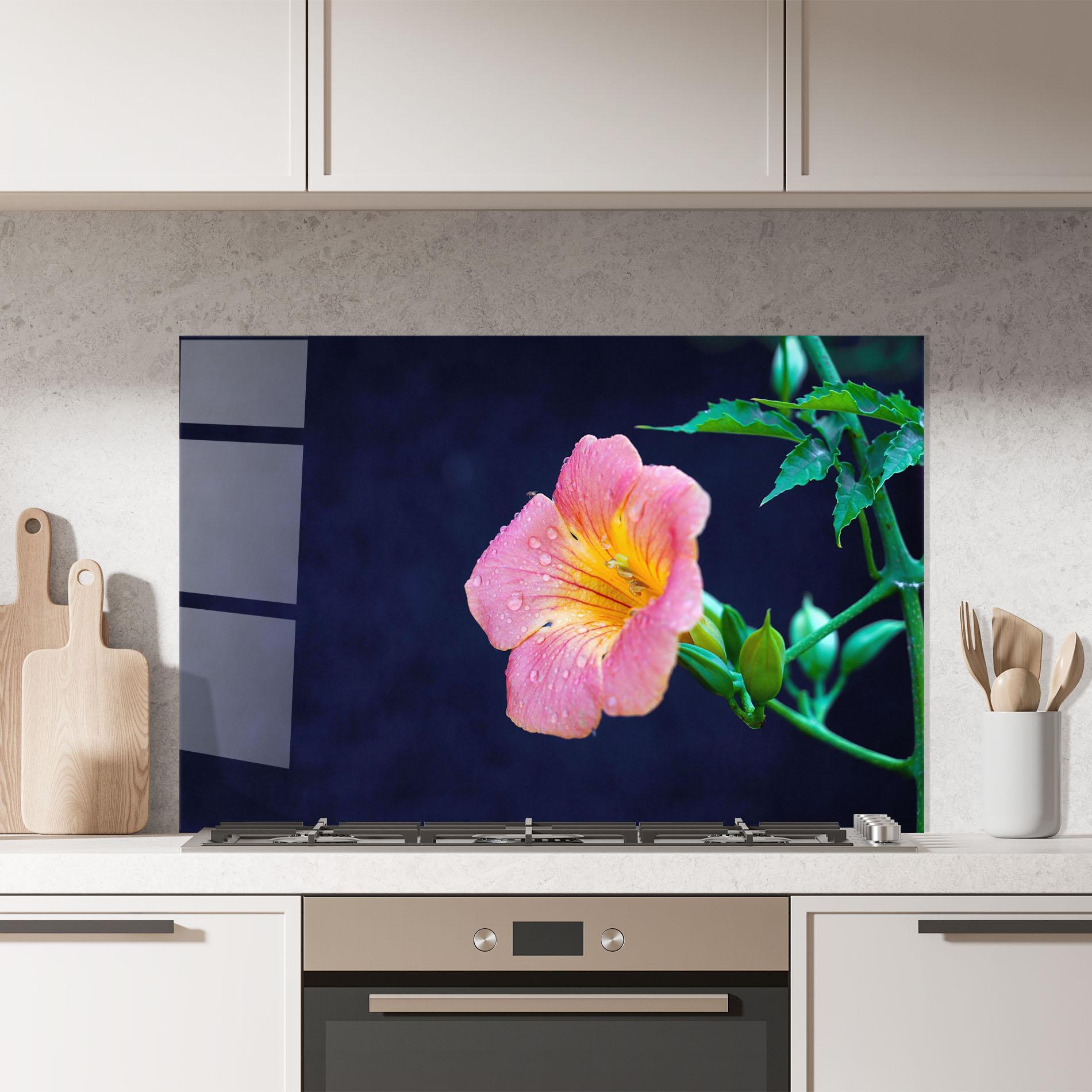 Panou Sticla Bucatarie Exotic Pink Plant mockup 7