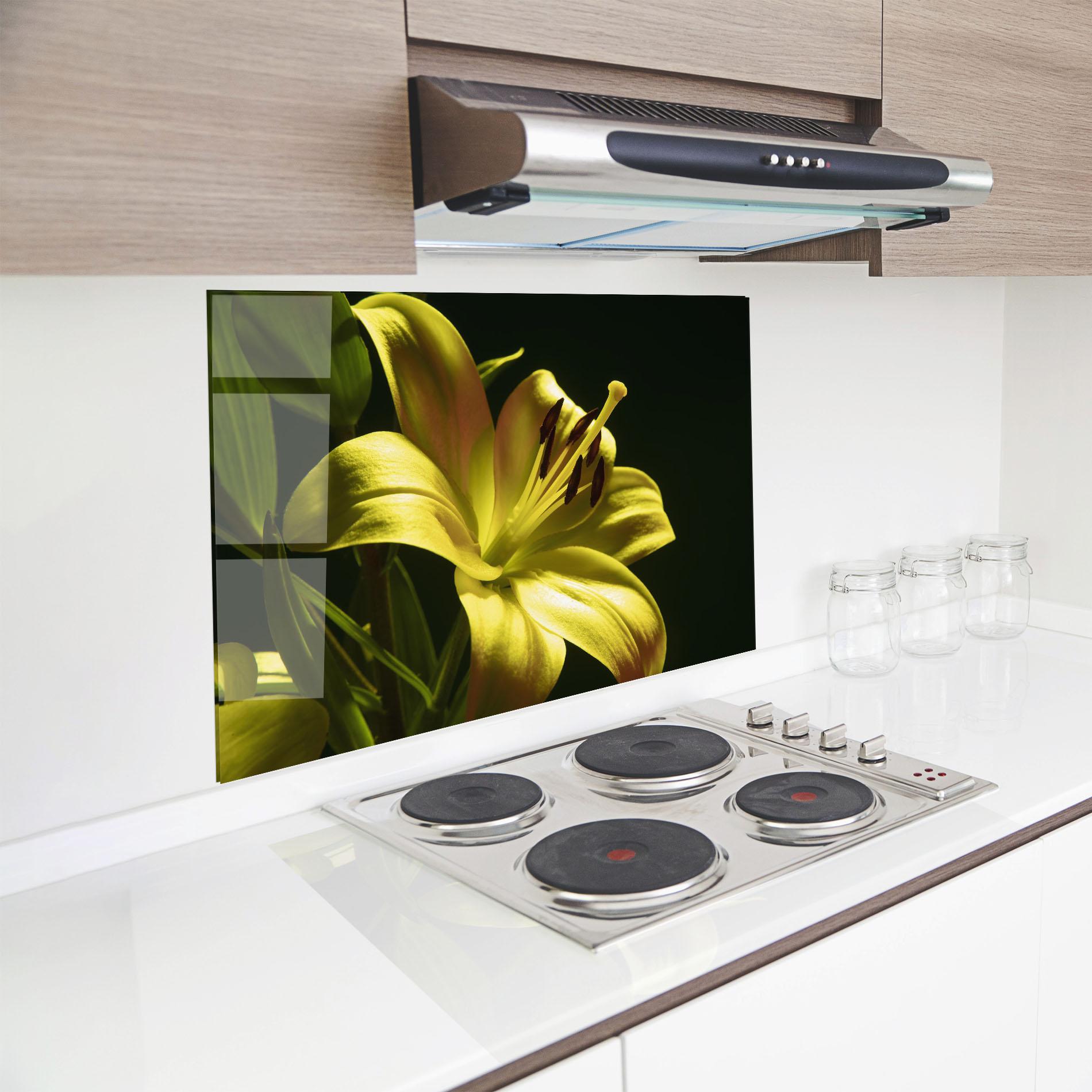 Panou Sticla Bucatarie Yellow Gold Exotic mockup 8