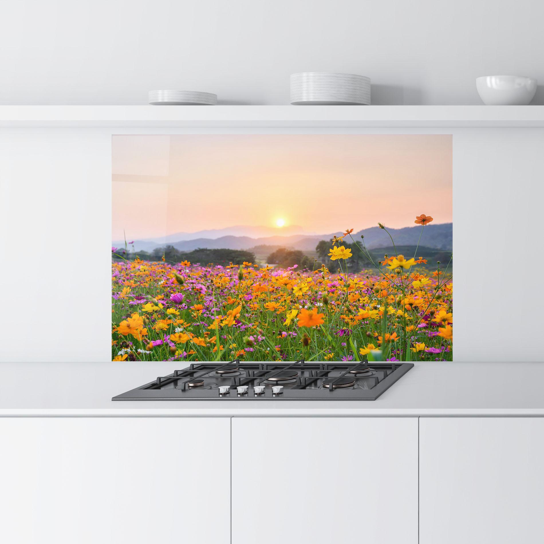 Panou Sticla Bucatarie Sunset Mountain Flowerf mockup 9