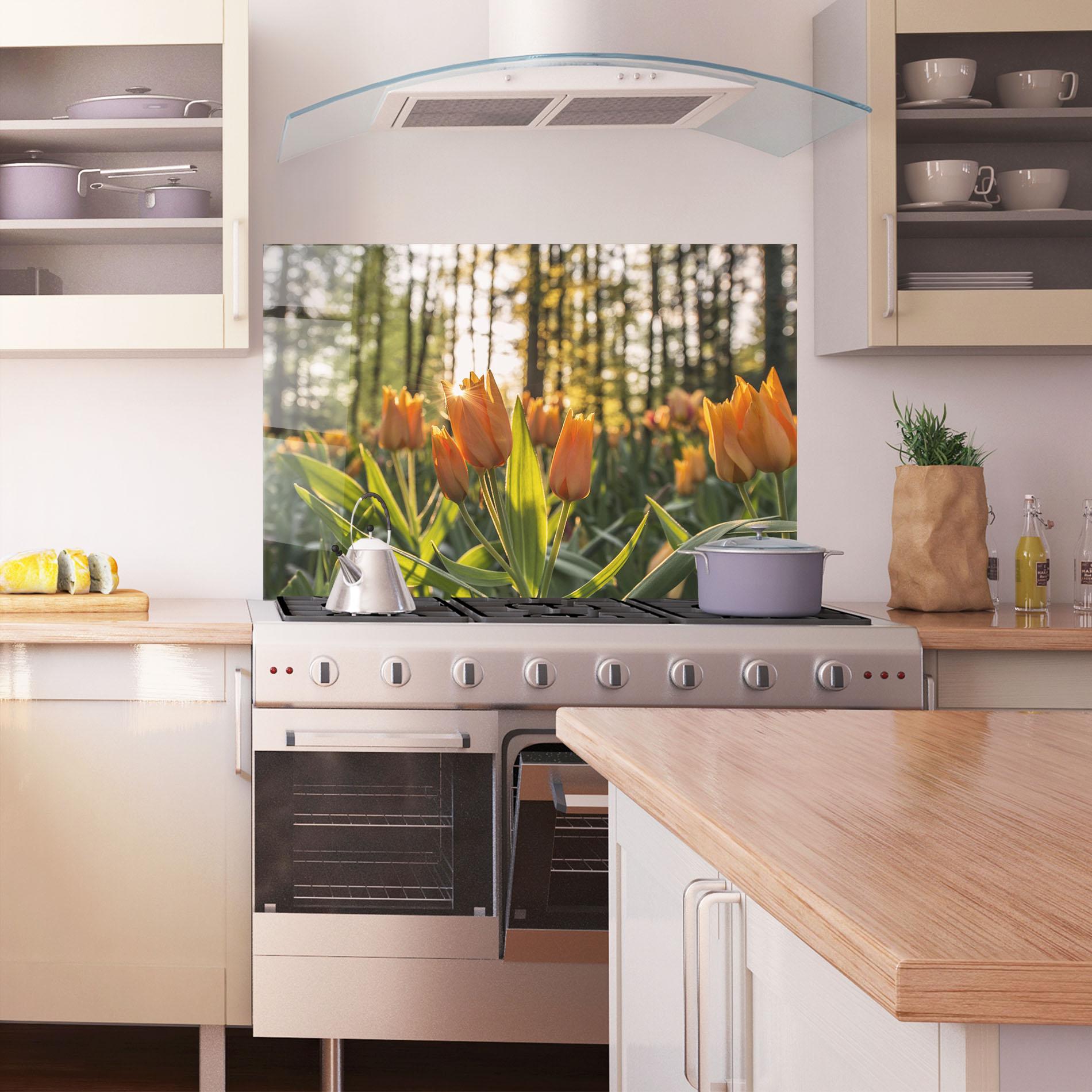 Panou Sticla Bucatarie Forest Tulips mockup 1