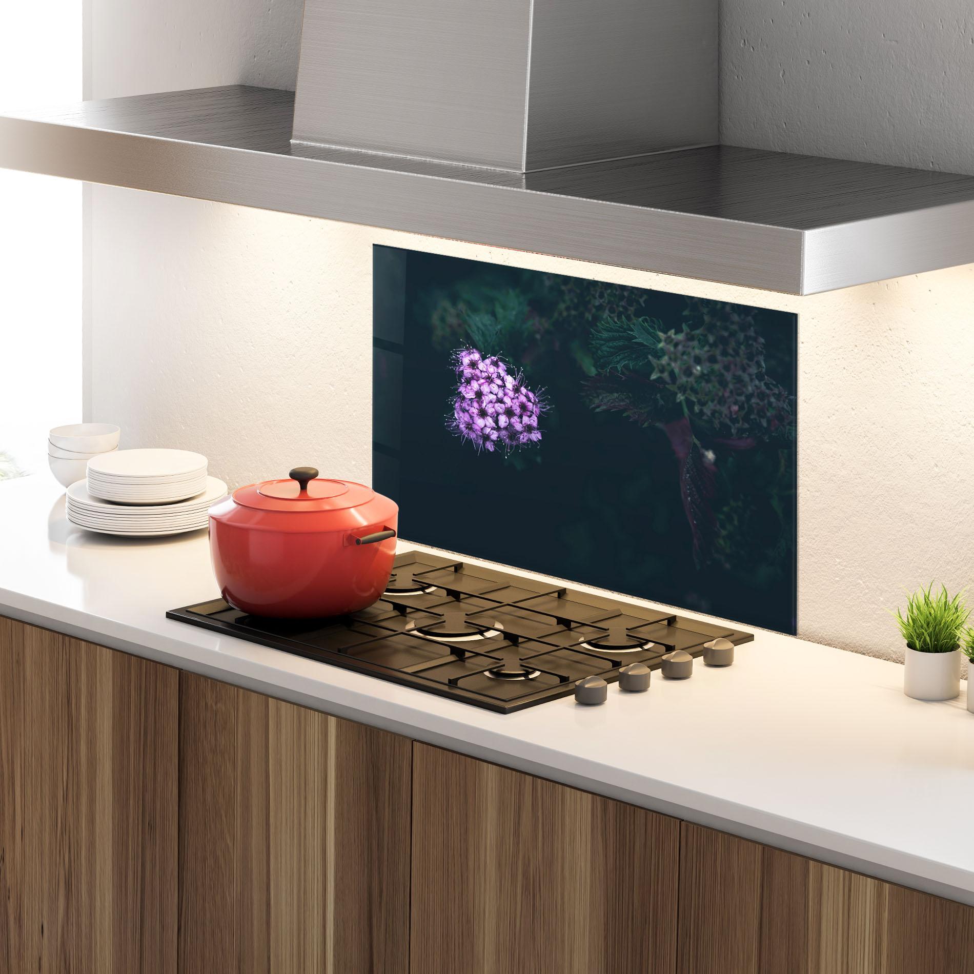 Panou Sticla Bucatarie Dark Purple Flower mockup 4