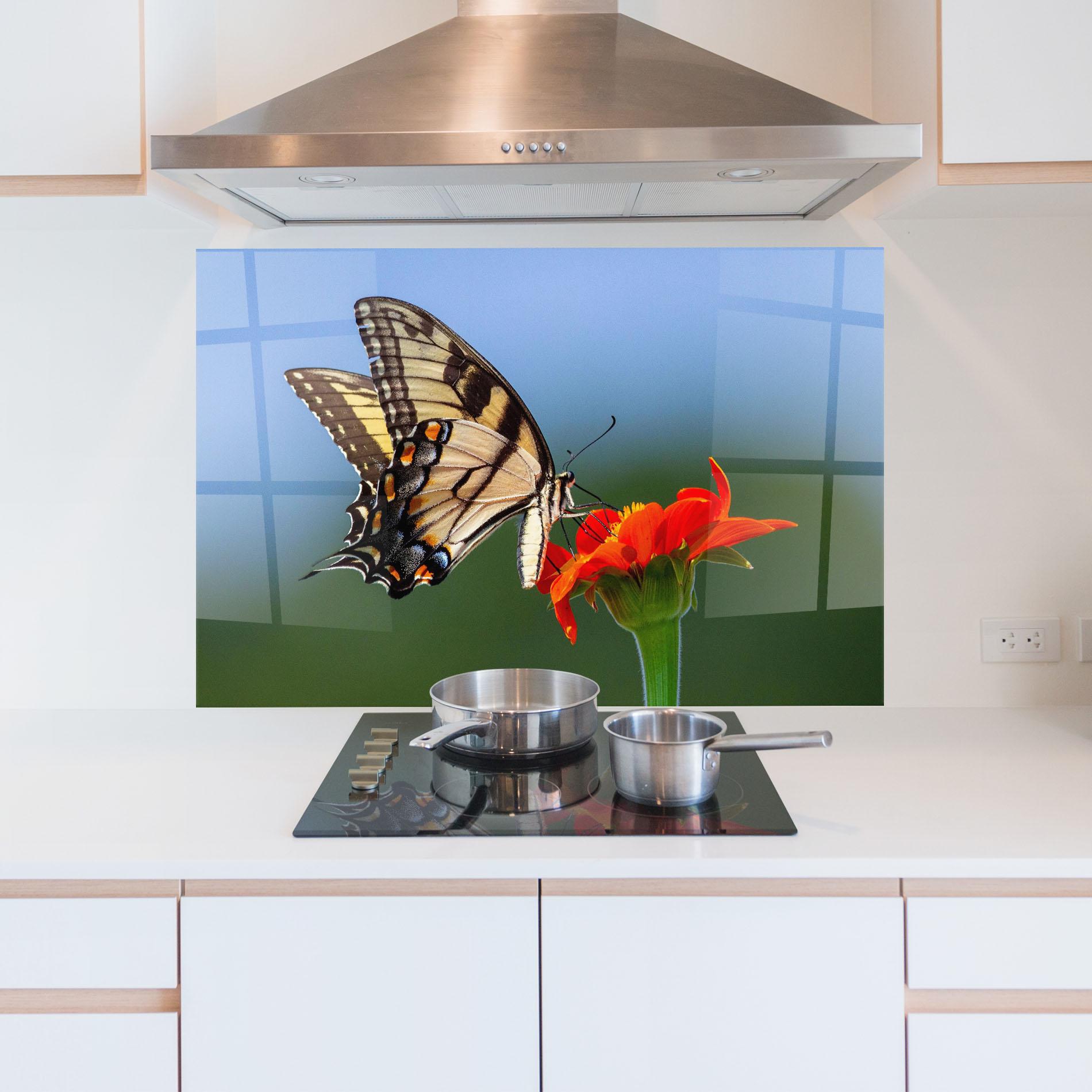 Panou Sticla Bucatarie Red Flower Wild mockup 5