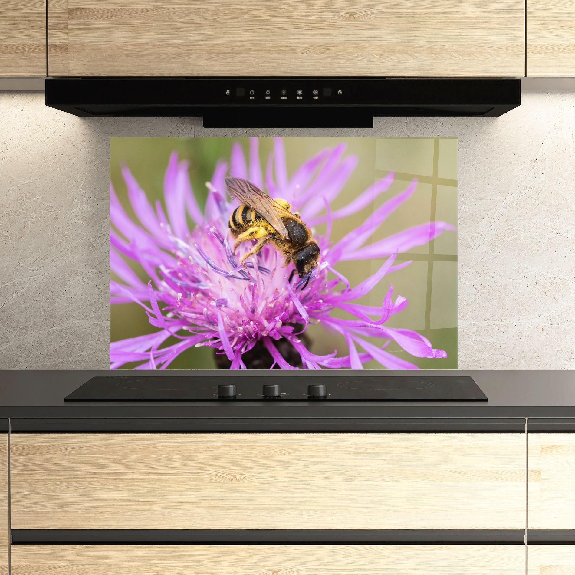 Panou Sticla Bucatarie Flower Bee mockup 3