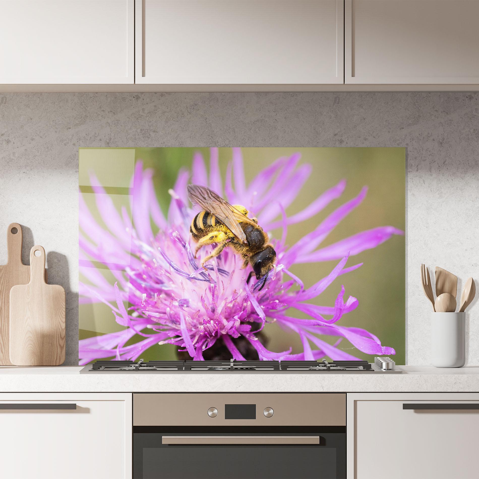 Panou Sticla Bucatarie Flower Bee mockup 7