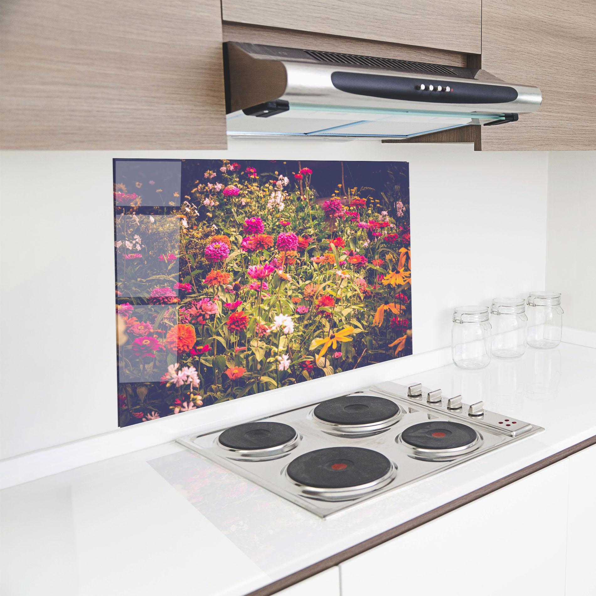 Panou Sticla Bucatarie Colorful Wild Field mockup 8