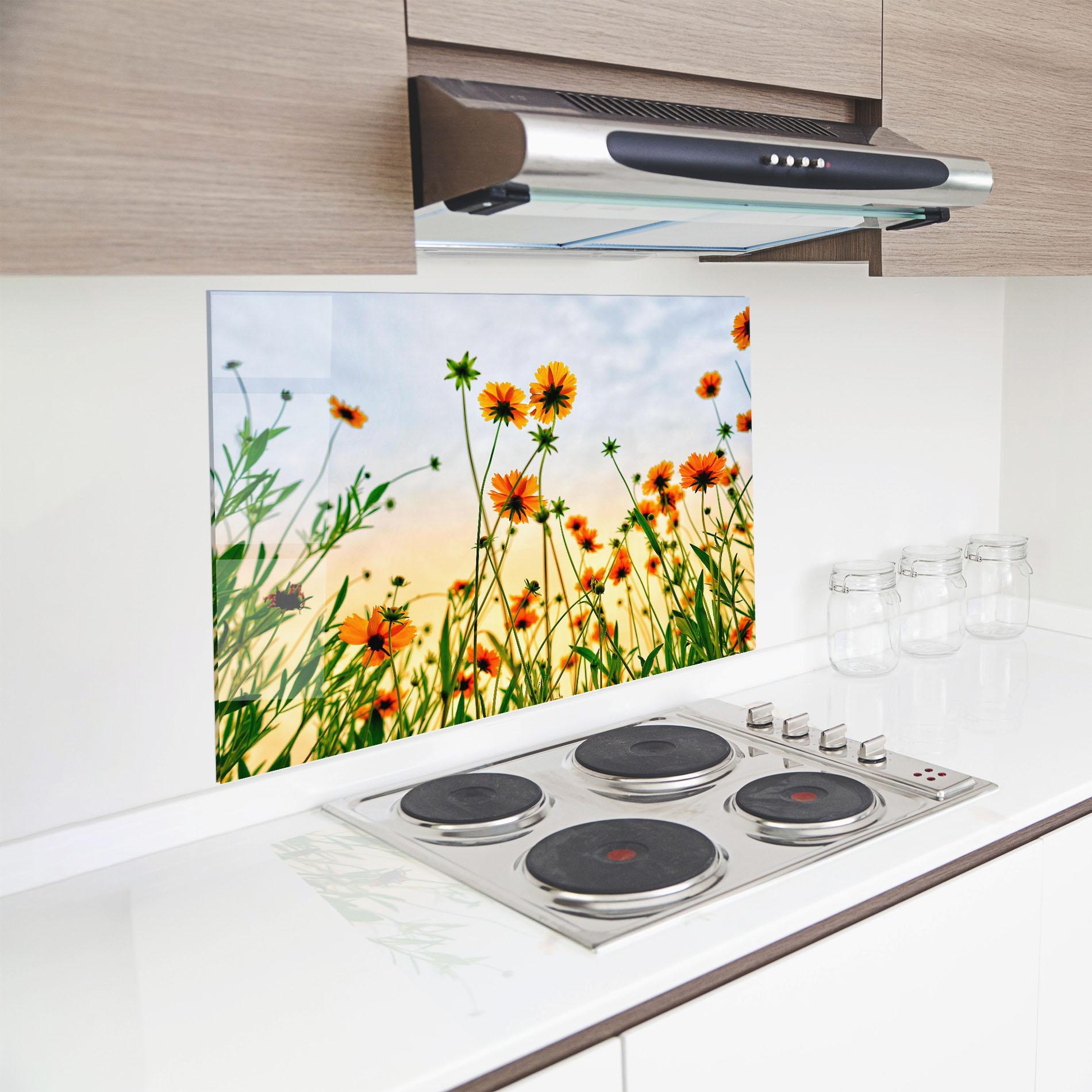 Panou Sticla Bucatarie Orange Wild Flowers mockup 8