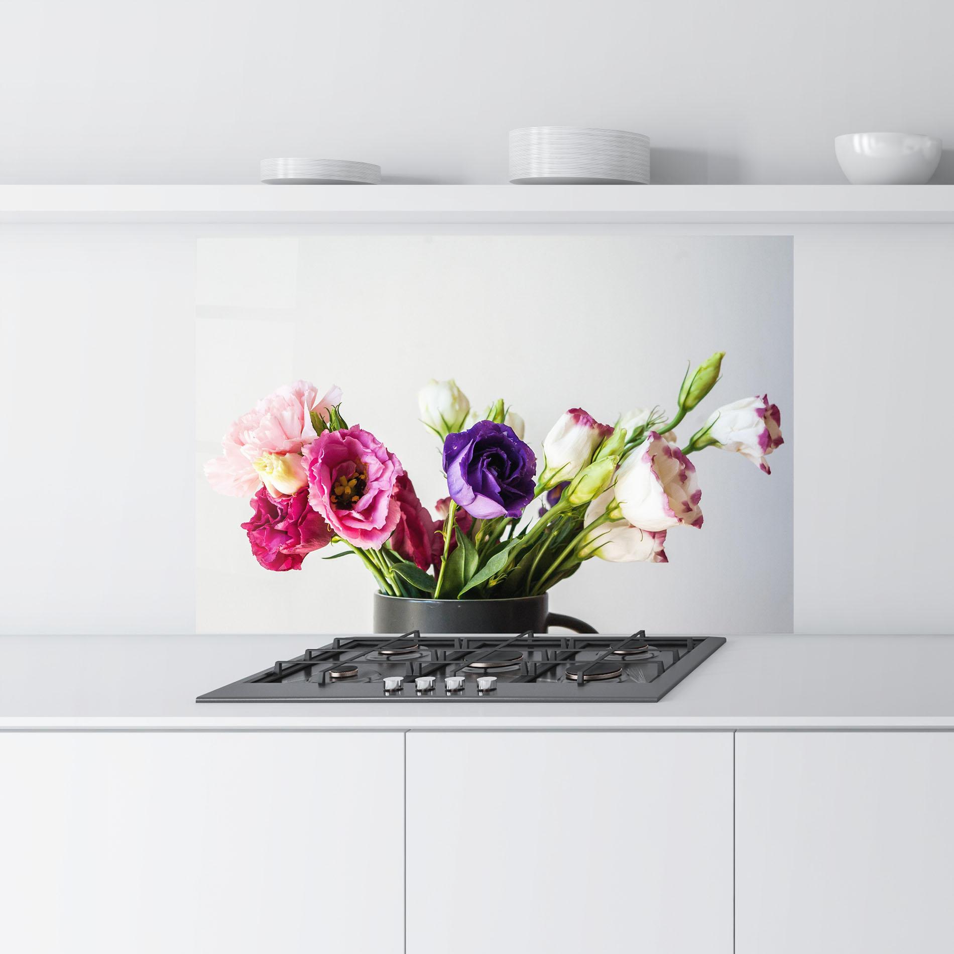 Panou Sticla Bucatarie Flowers In Vase mockup 9