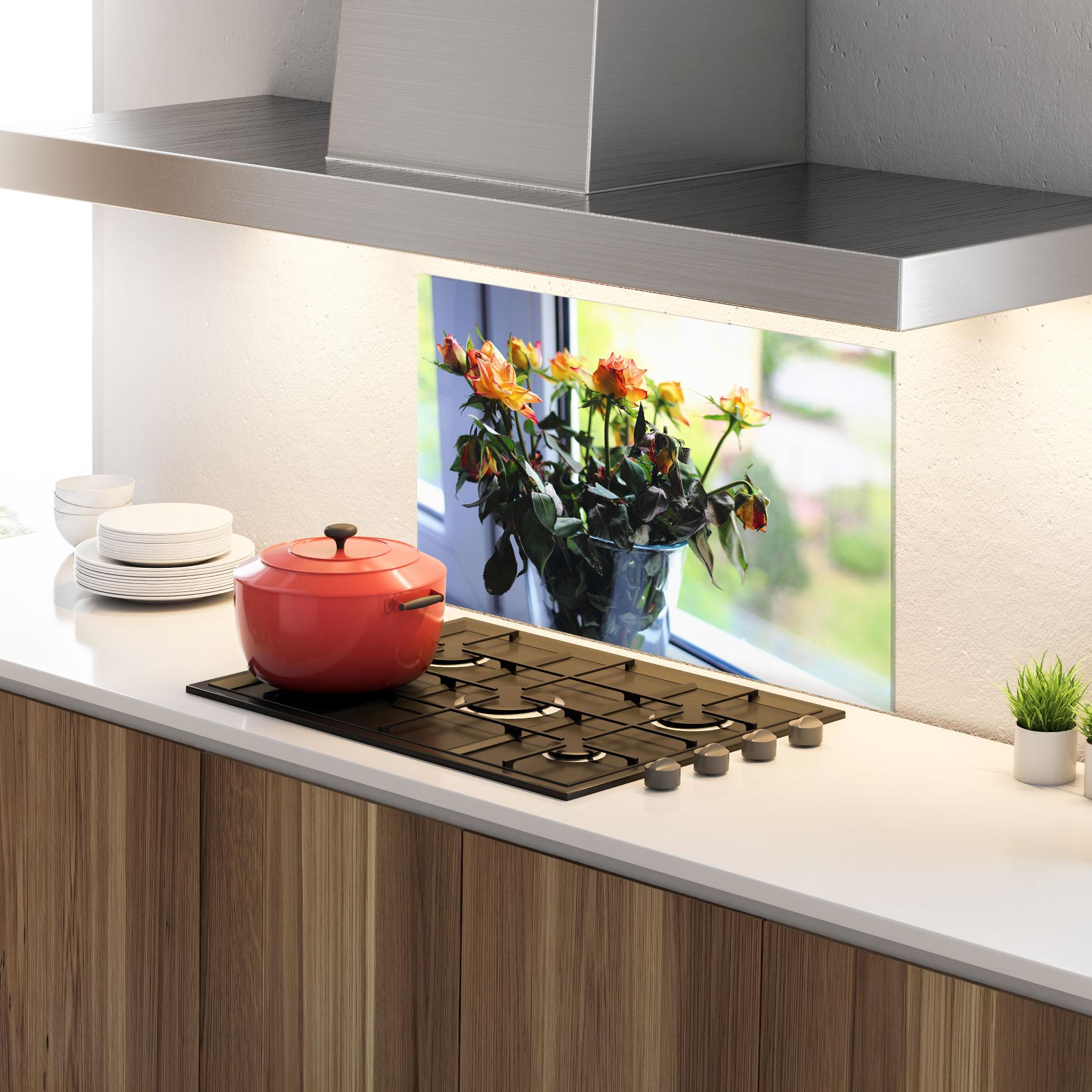 Panou Sticla Bucatarie Red Yellow Rose Vase mockup 4