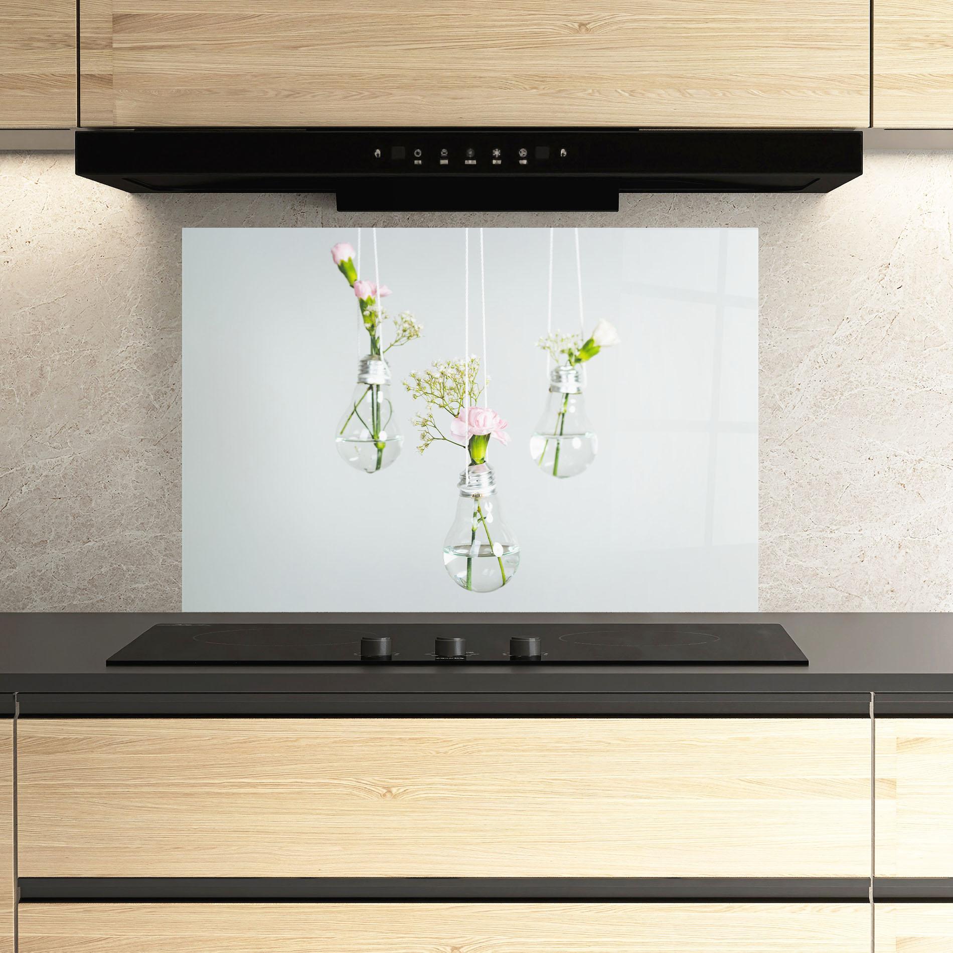 Panou Sticla Bucatarie Floating Vase mockup 3