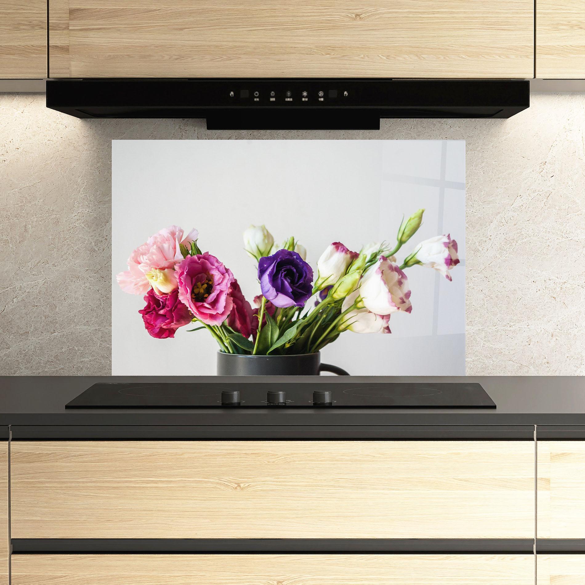 Panou Sticla Bucatarie Flowers In Vase mockup 3