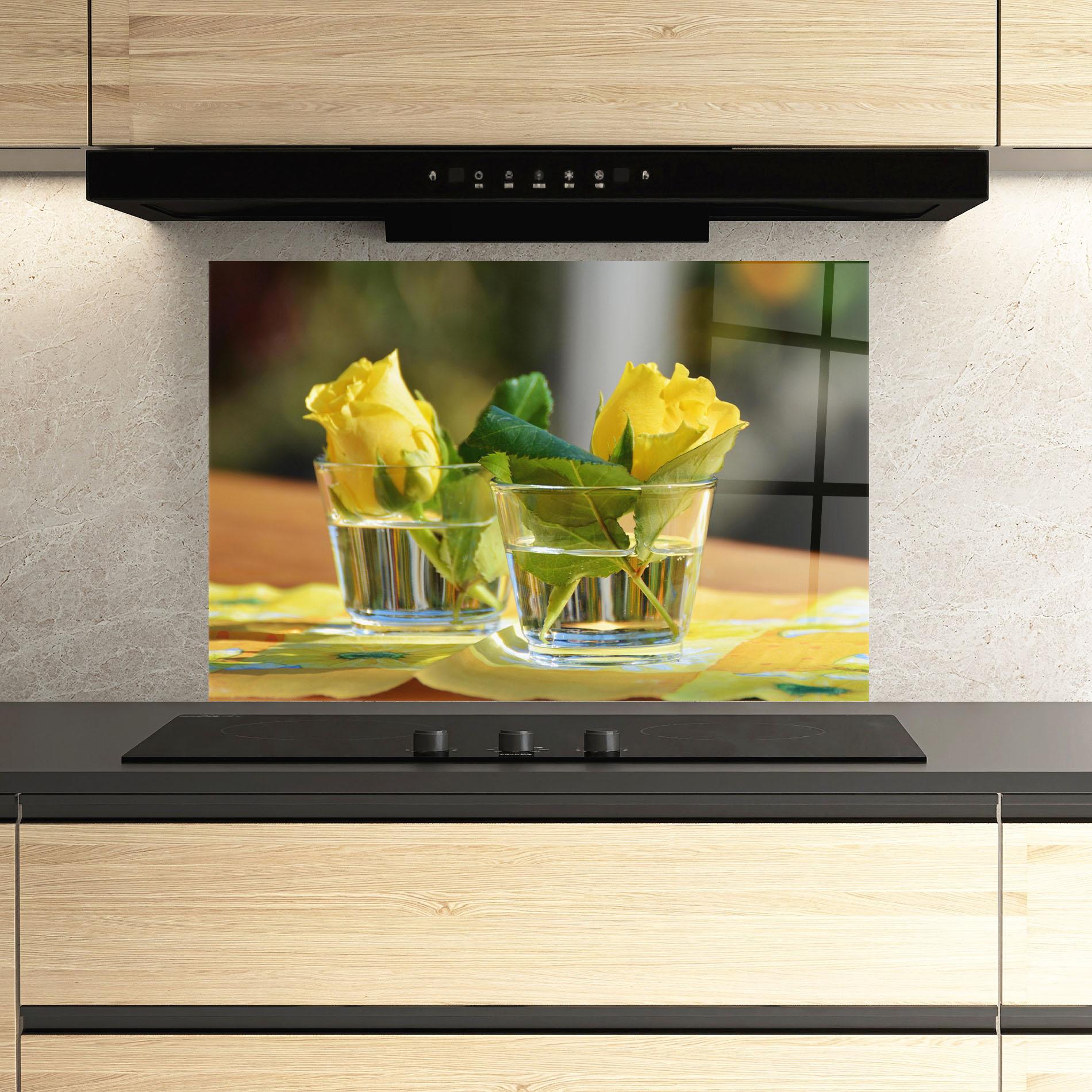 Panou Sticla Bucatarie Rose Yellow Vase mockup 3