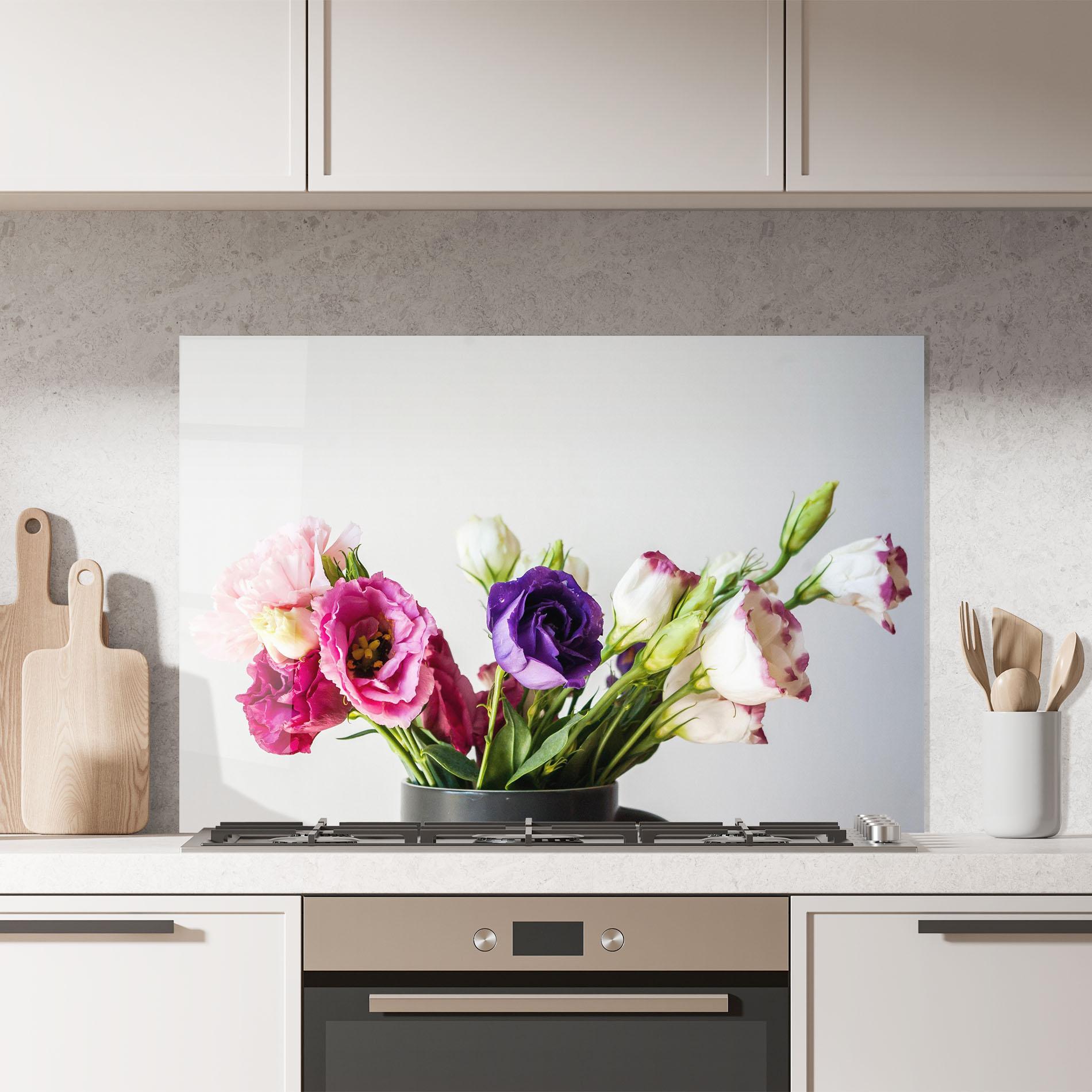 Panou Sticla Bucatarie Flowers In Vase mockup 7