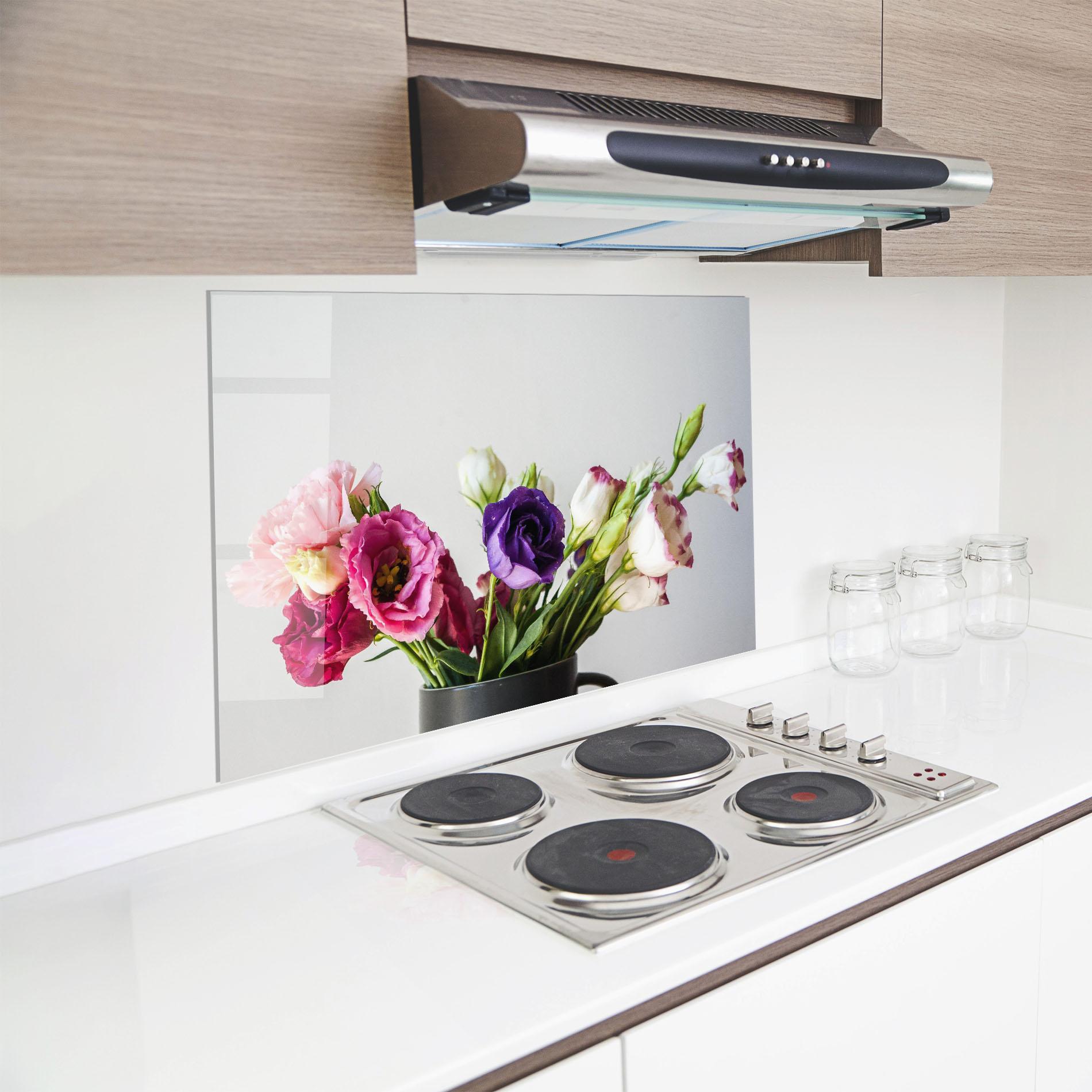 Panou Sticla Bucatarie Flowers In Vase mockup 8