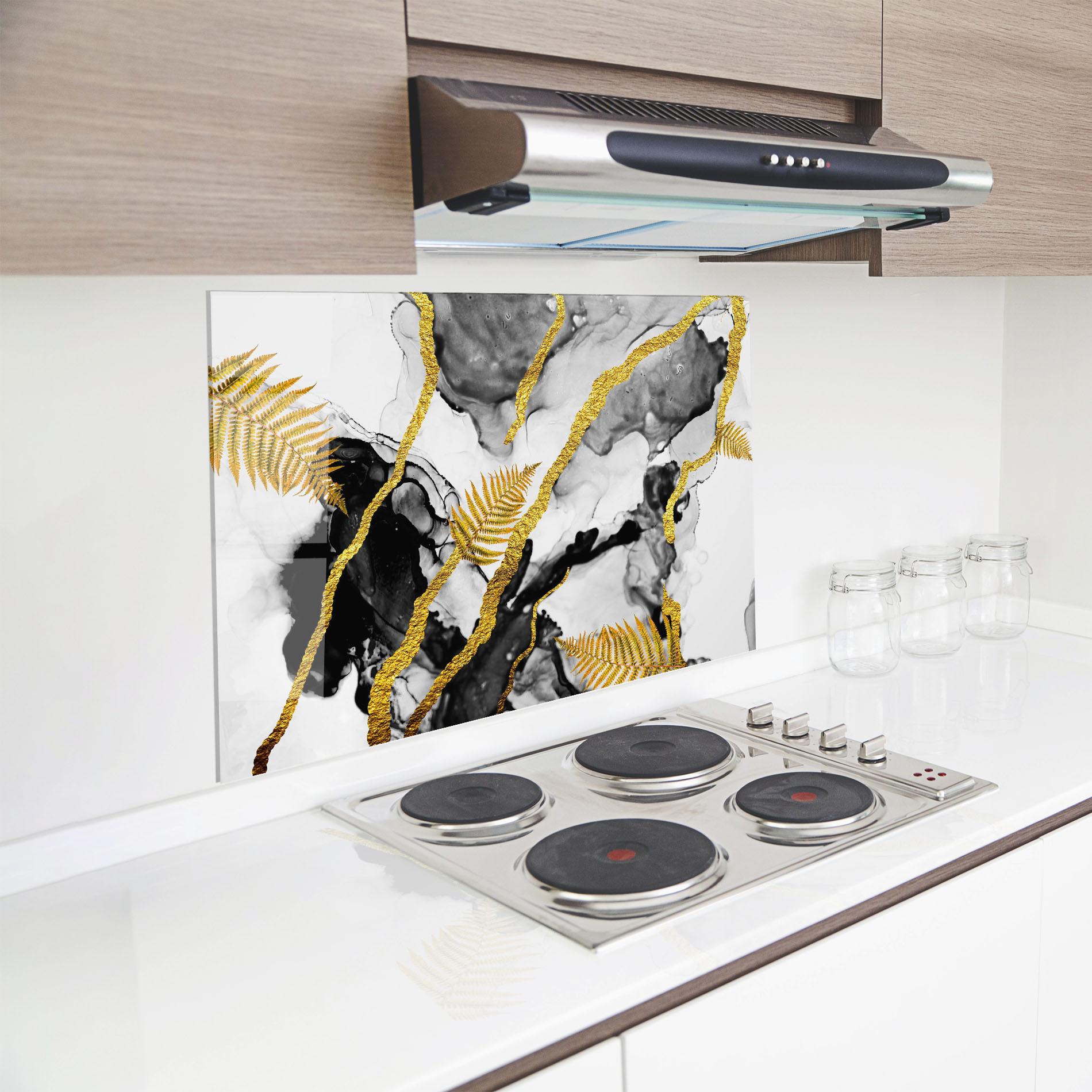 Panou Sticla Bucatarie Abstract Golden Leaves mockup 8