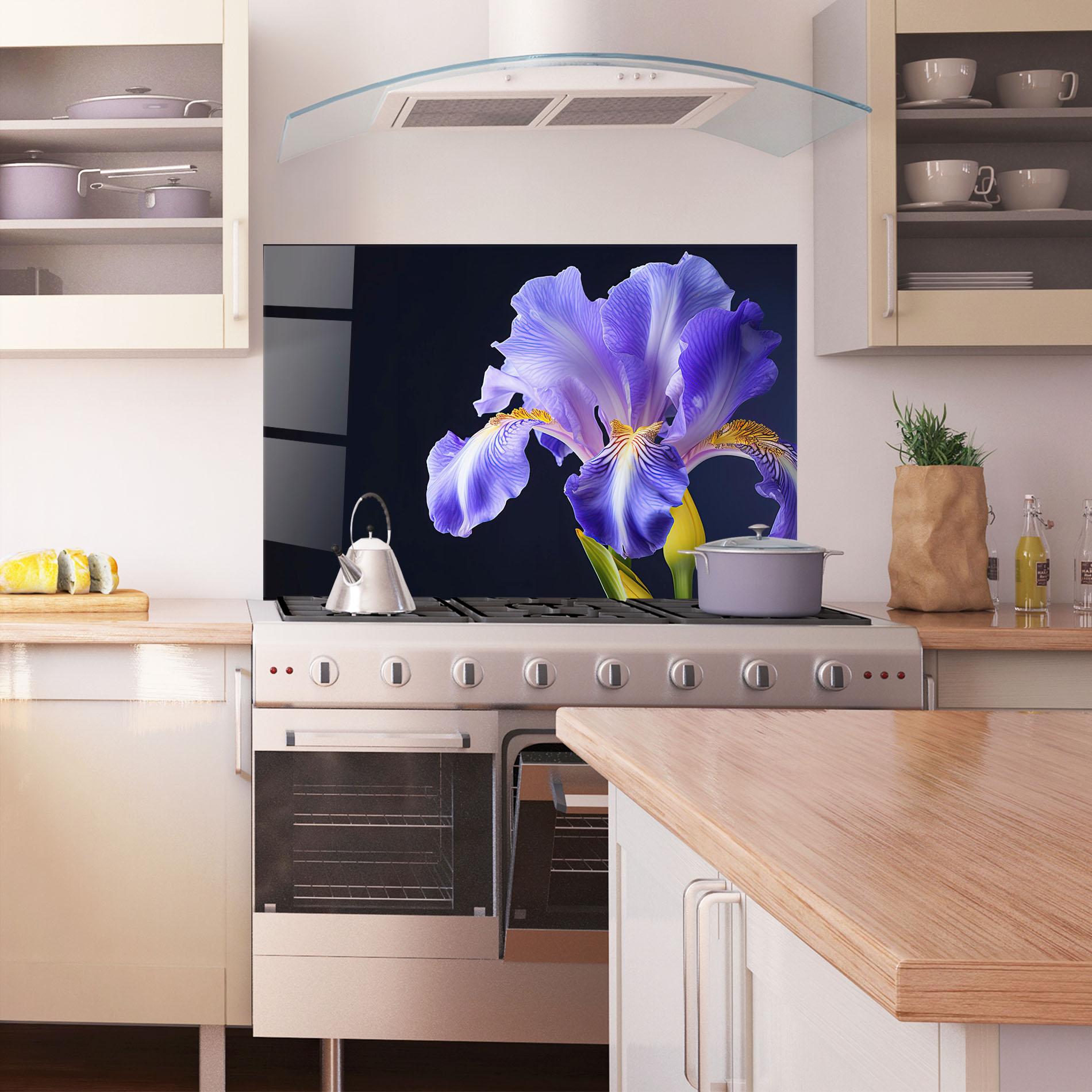 Panou Sticla Bucatarie Purple Iris On Black mockup 1