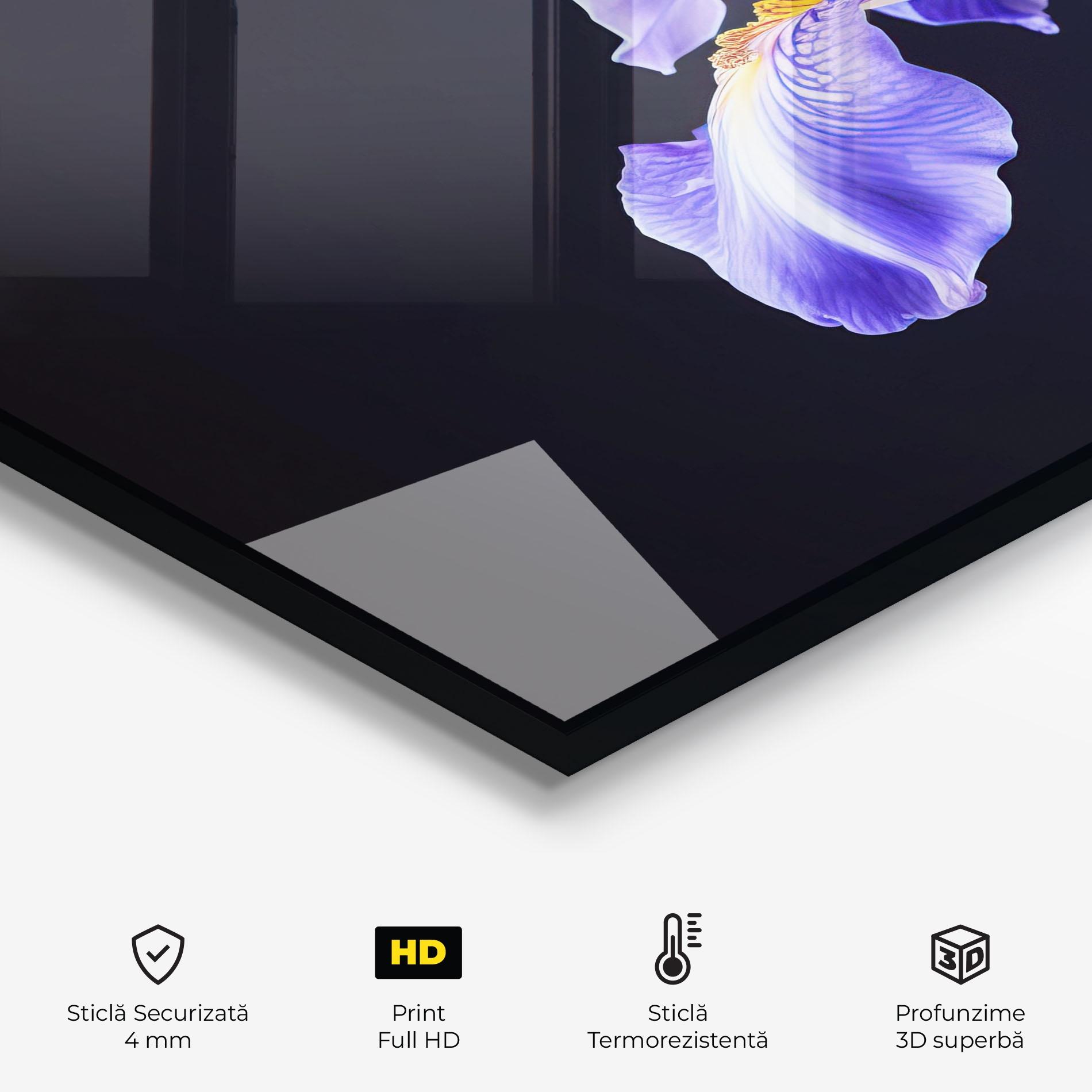 Panou Sticla Bucatarie Purple Iris On Black mockup 2