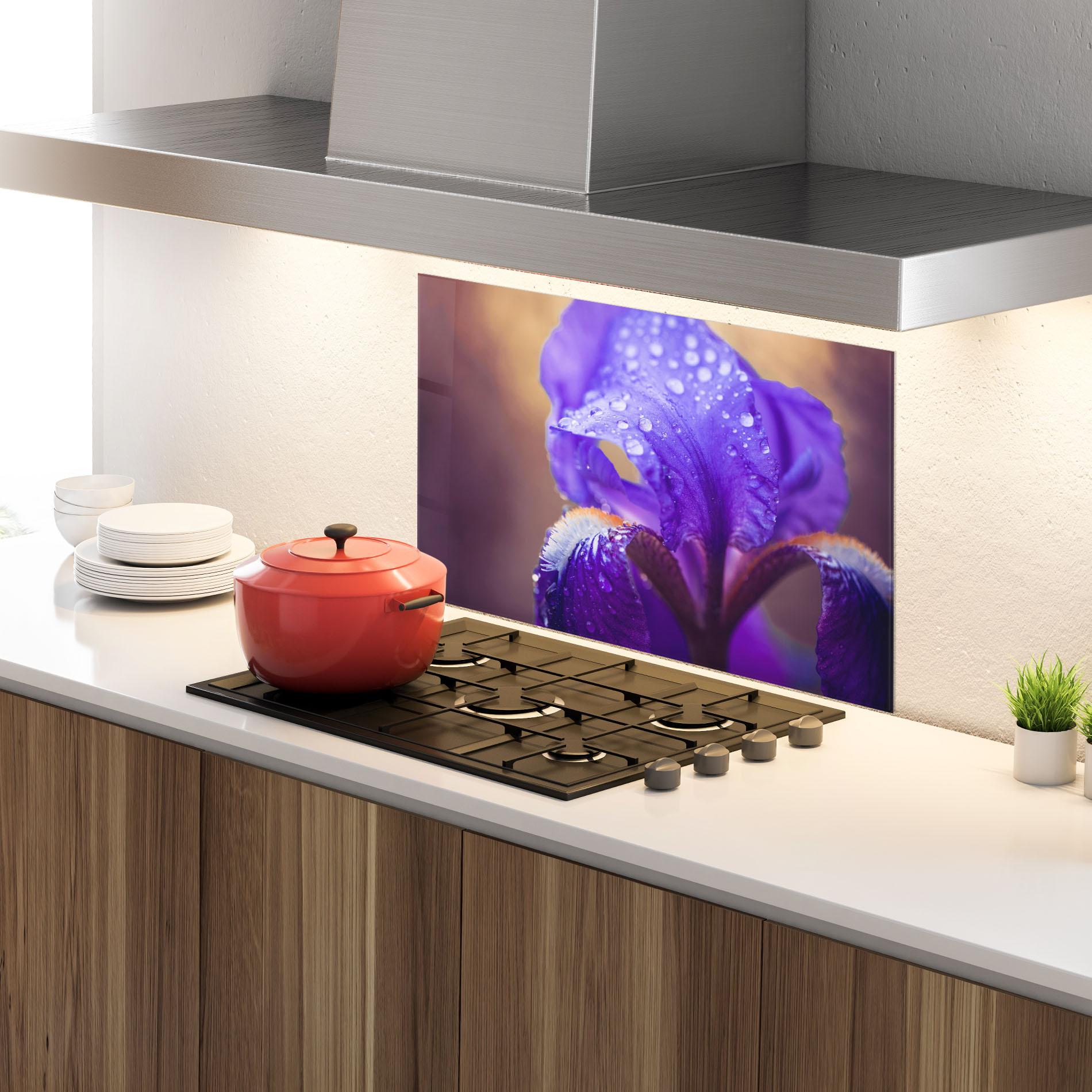 Panou Sticla Bucatarie Iris Aftger Rain mockup 4