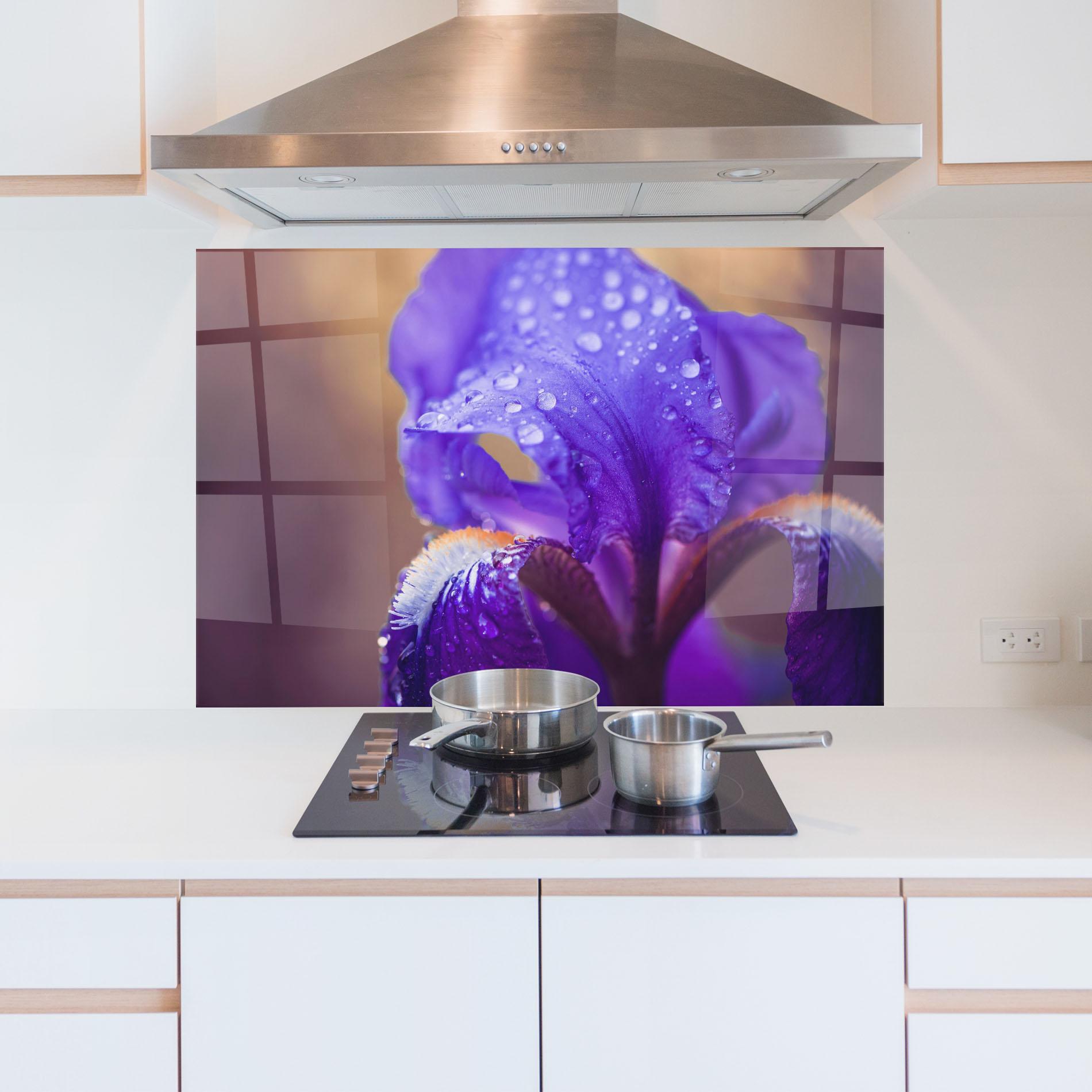 Panou Sticla Bucatarie Iris Aftger Rain mockup 5