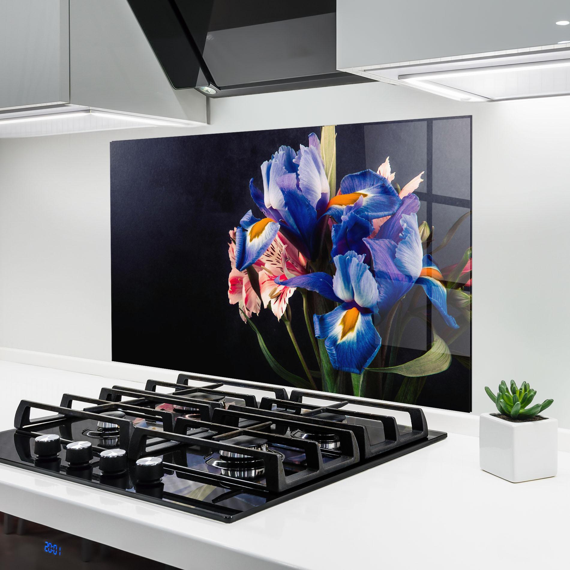 Panou Sticla Bucatarie Iris Bouquet mockup 6