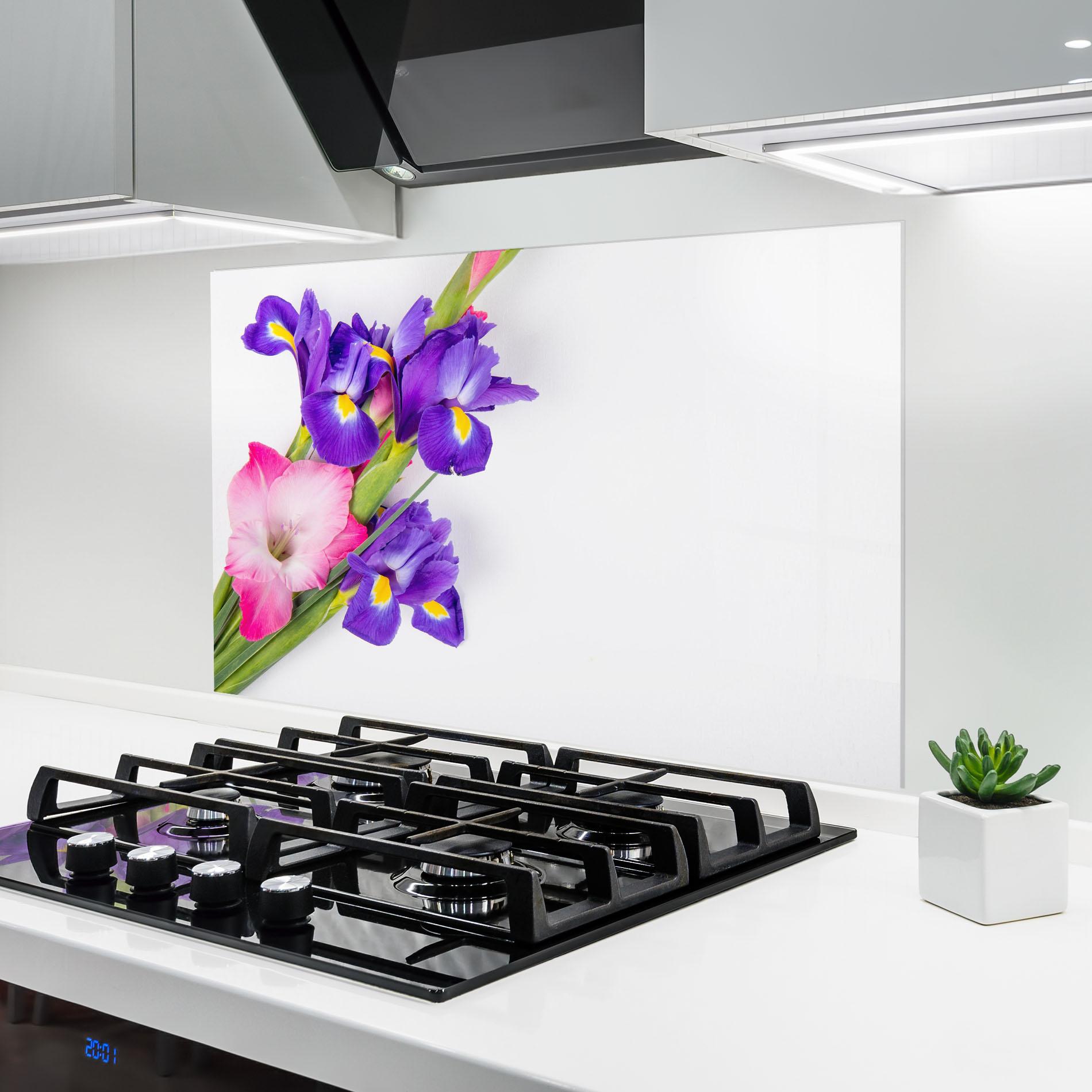 Panou Sticla Bucatarie Iris On The Table mockup 6