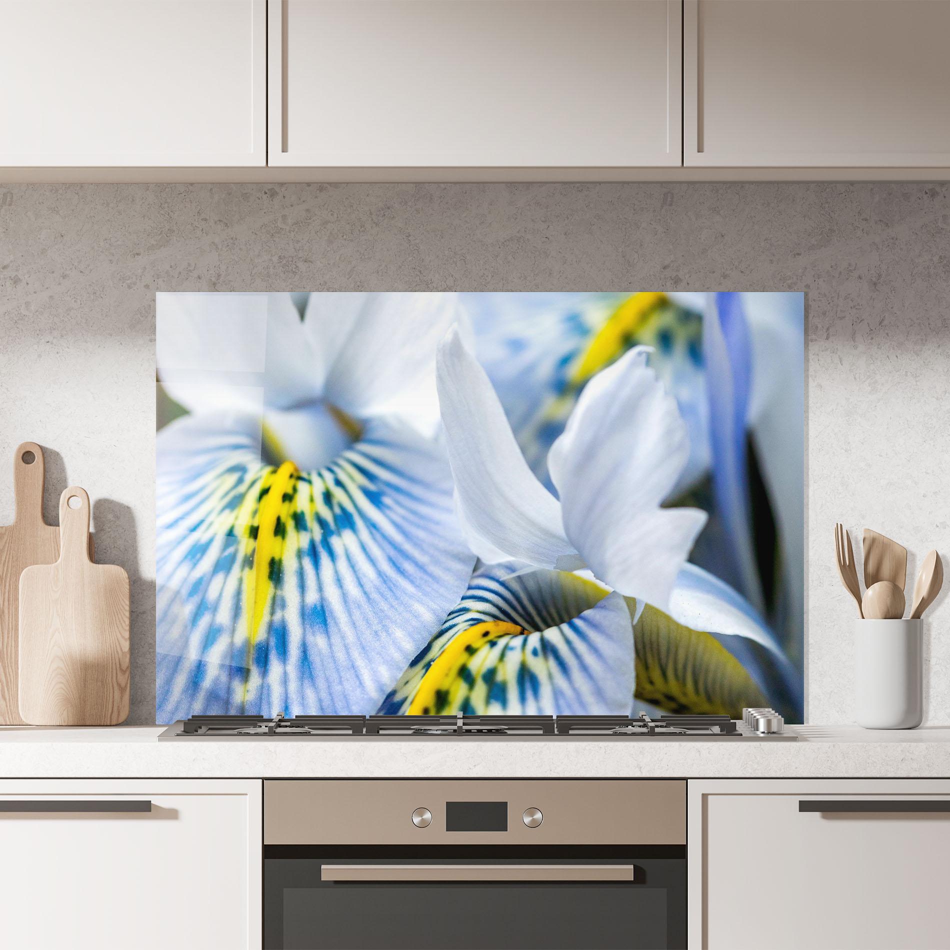 Panou Sticla Bucatarie Blue Yellow Iris mockup 7