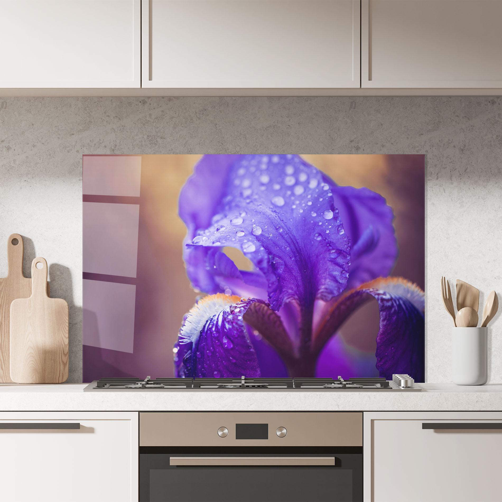 Panou Sticla Bucatarie Iris Aftger Rain mockup 7