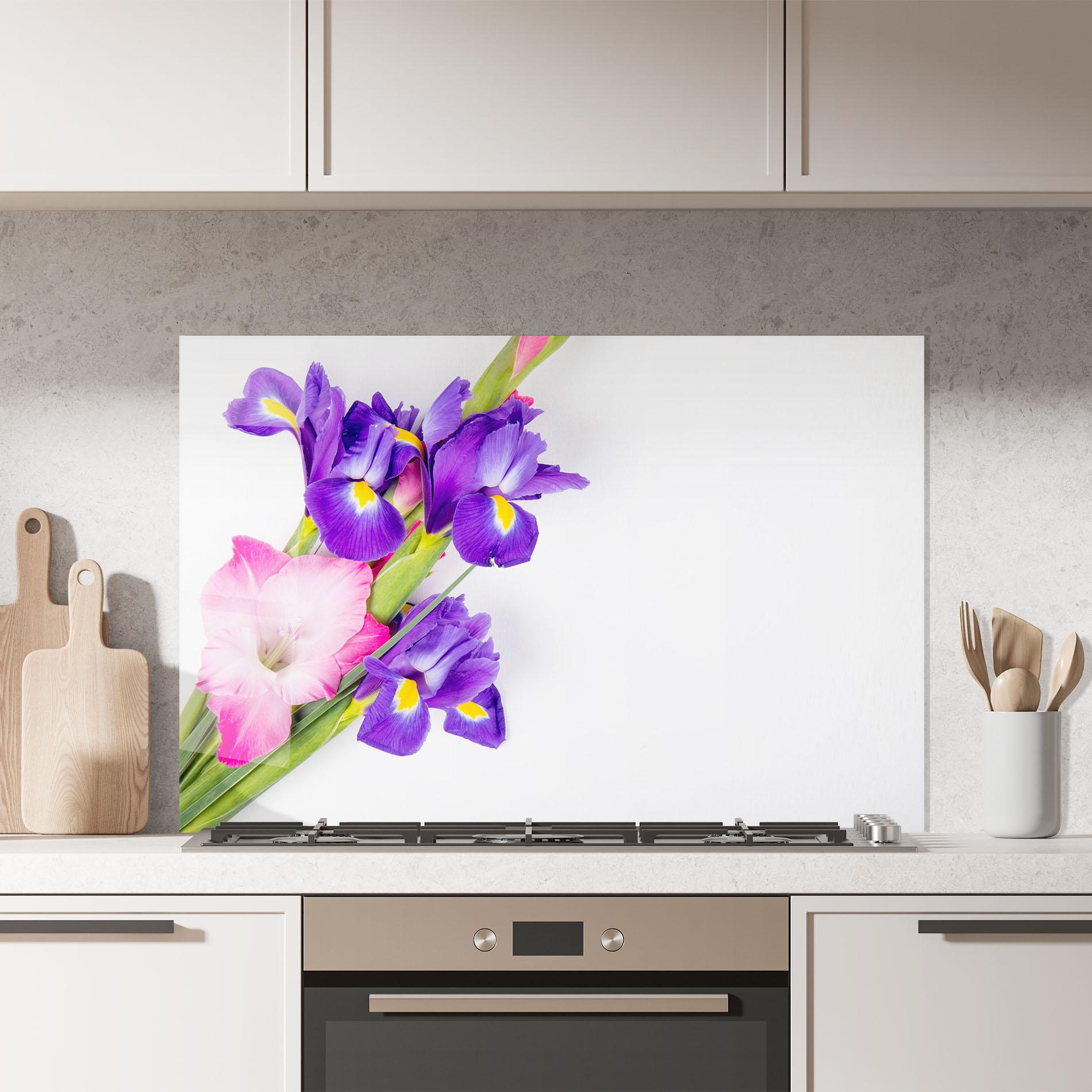 Panou Sticla Bucatarie Iris On The Table mockup 7